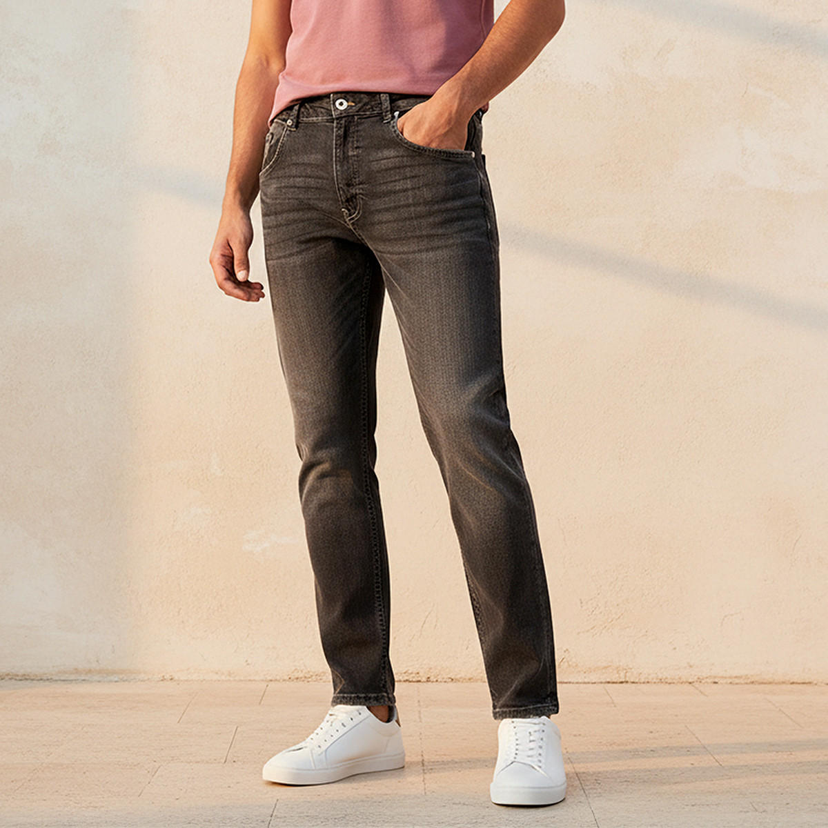 بنطلون جينز بقصة سليم وخصر متوسط للرجال-men-clothing-bottoms-jeans-image-4