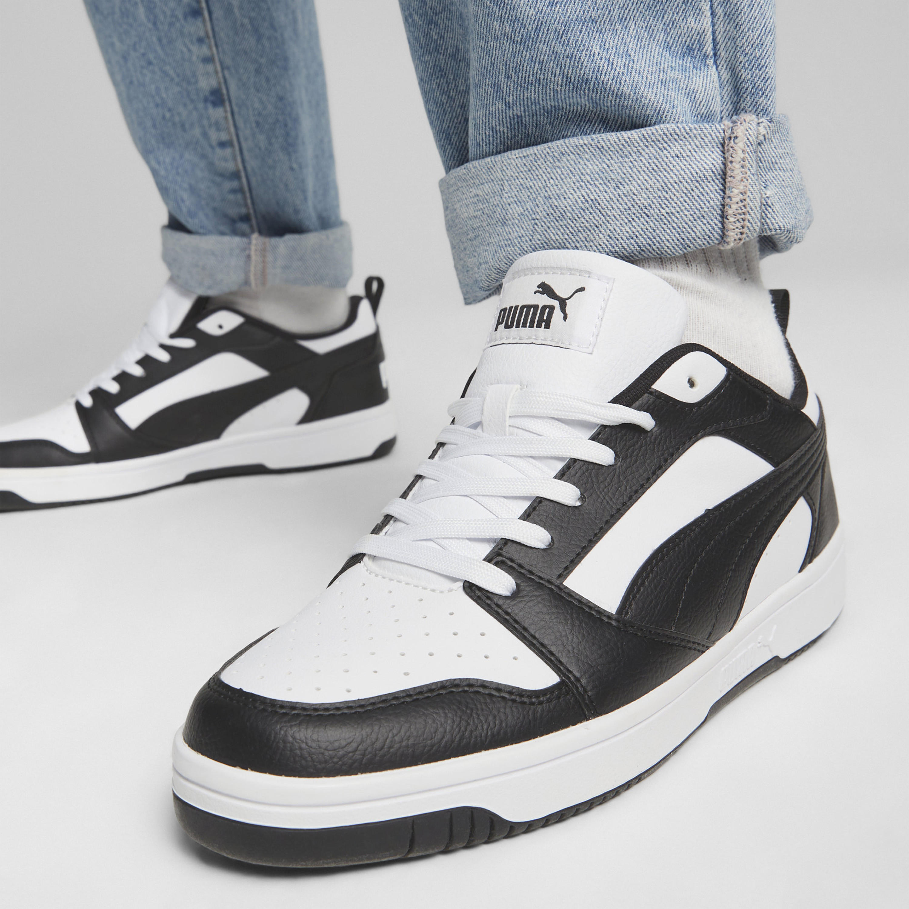 Puma Men Rebound V6 Lace-Up Low Ankle Sneakers-sports-men-shoes-image-7