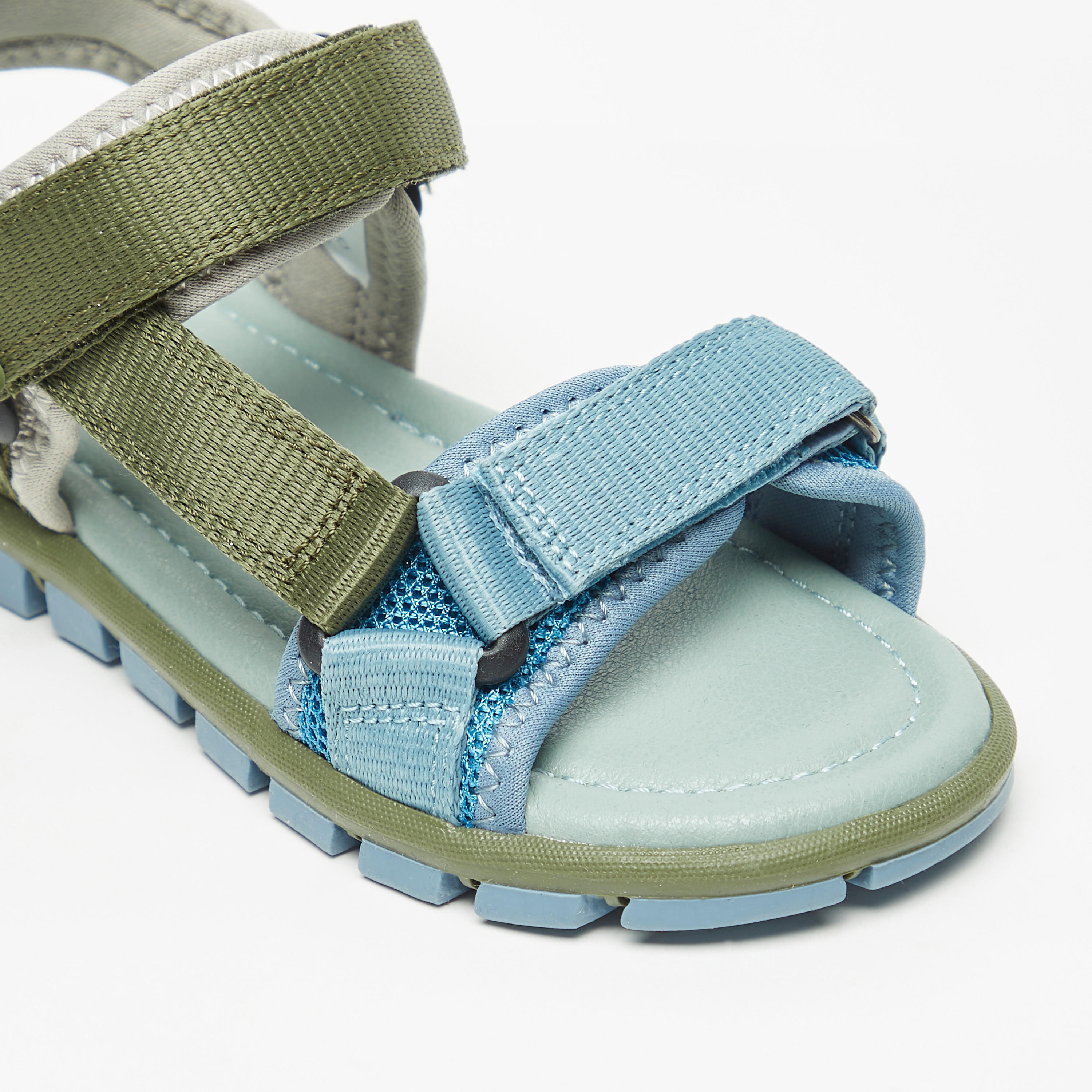 Juniors Colourblock Floaters with Hook and Loop Closure-boys-shoes-sandals-image-5