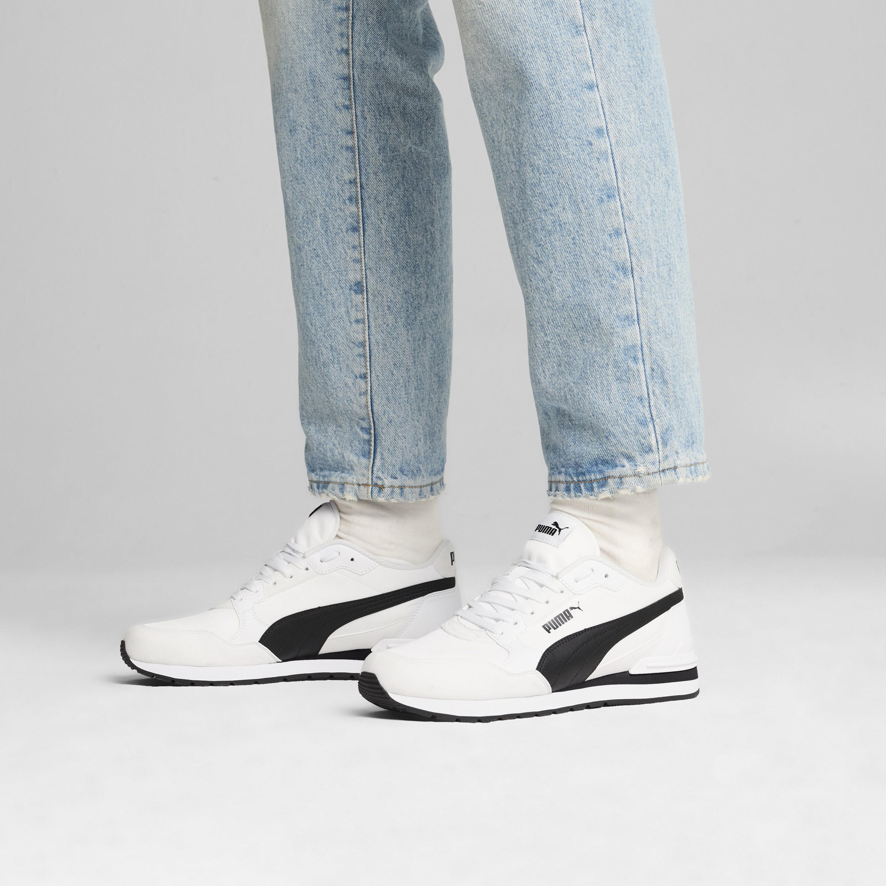 Puma Men ST Runner V4 NL Lace-Up Low Ankle Sneakers-sports-men-shoes-image-7