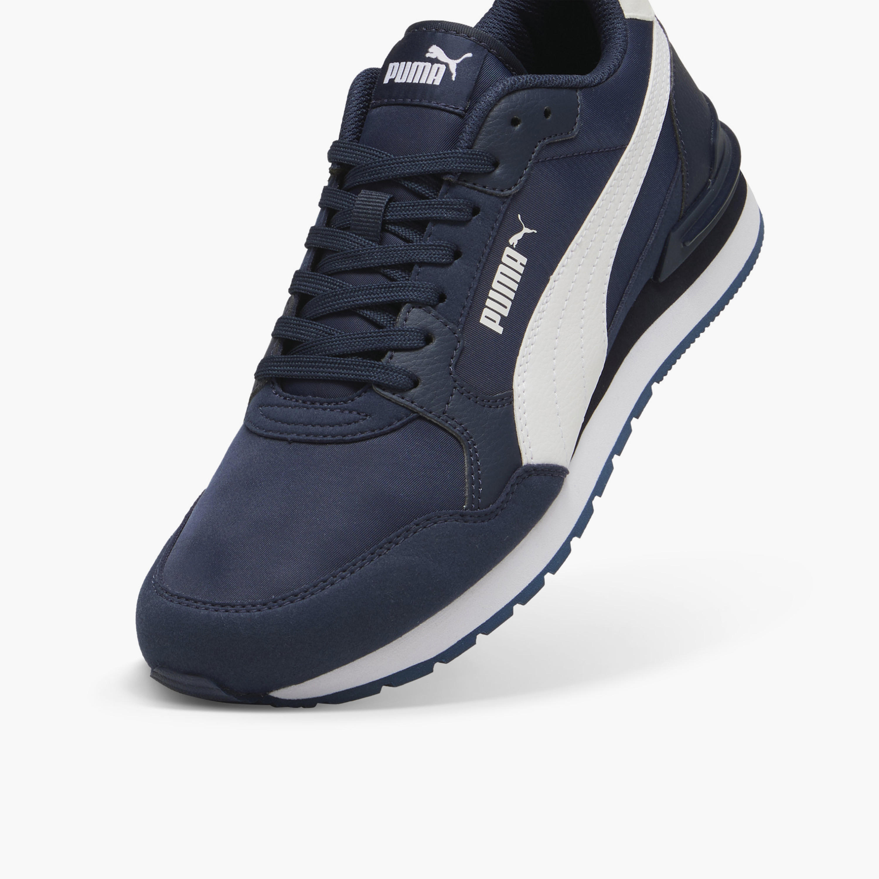 Puma Men ST Runner V4 NL Lace-Up Low Ankle Sneakers-sports-men-shoes-image-5