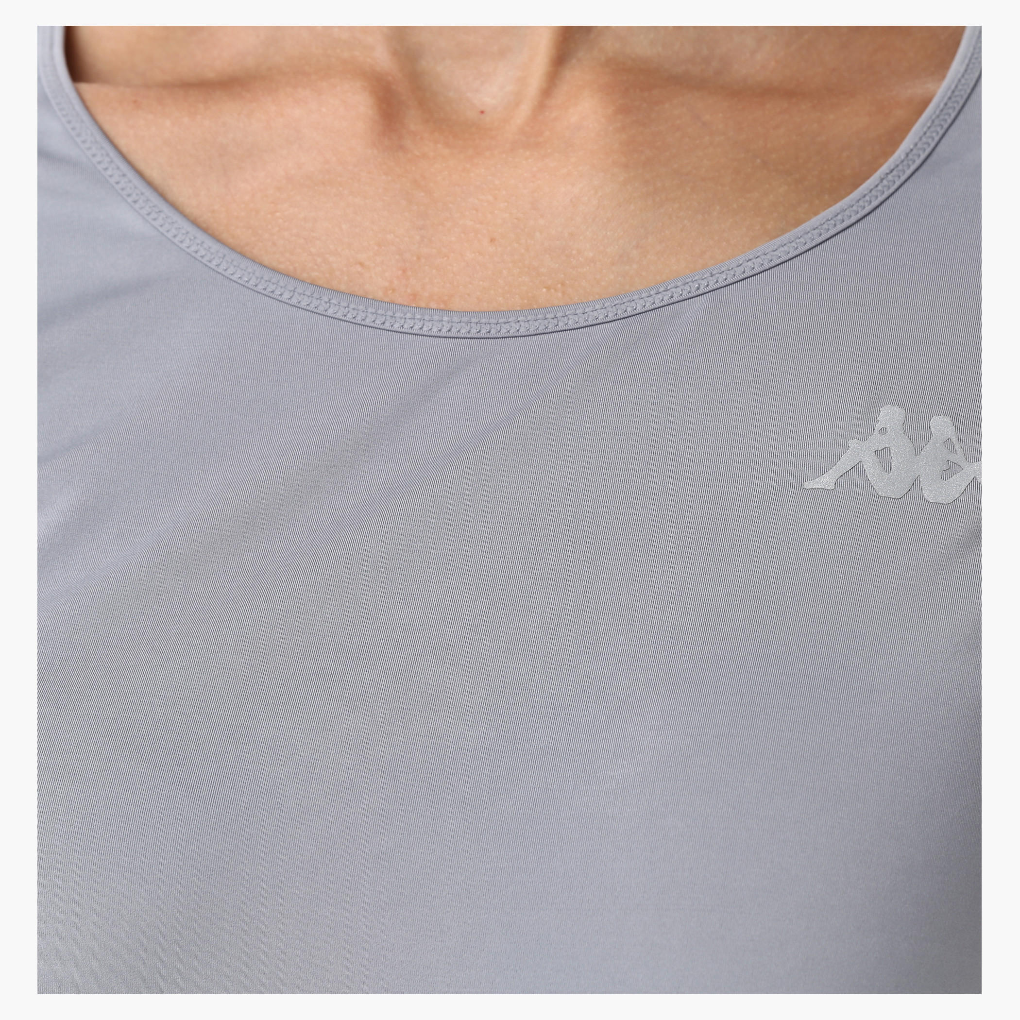 Kappa Round Neck T-Shirt with Jacquard Mesh at the Back and Short Sleeves in Regular Fit-women-clothing-sportswearandactivewear-tshirtsandvests-image-4