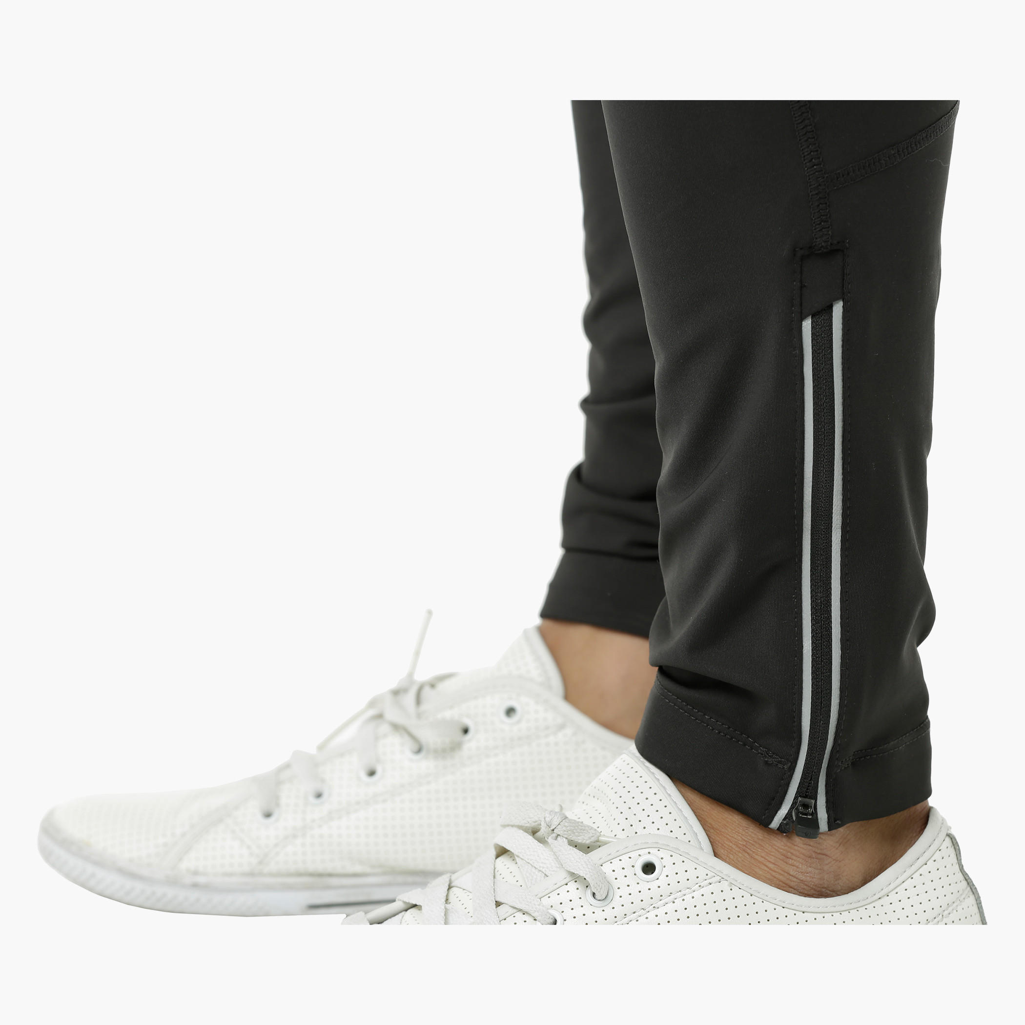 Kappa Tights with Cut-and-Sew Detail in Regular Fit-men-clothing-sportswearandactivewear-bottoms-image-4
