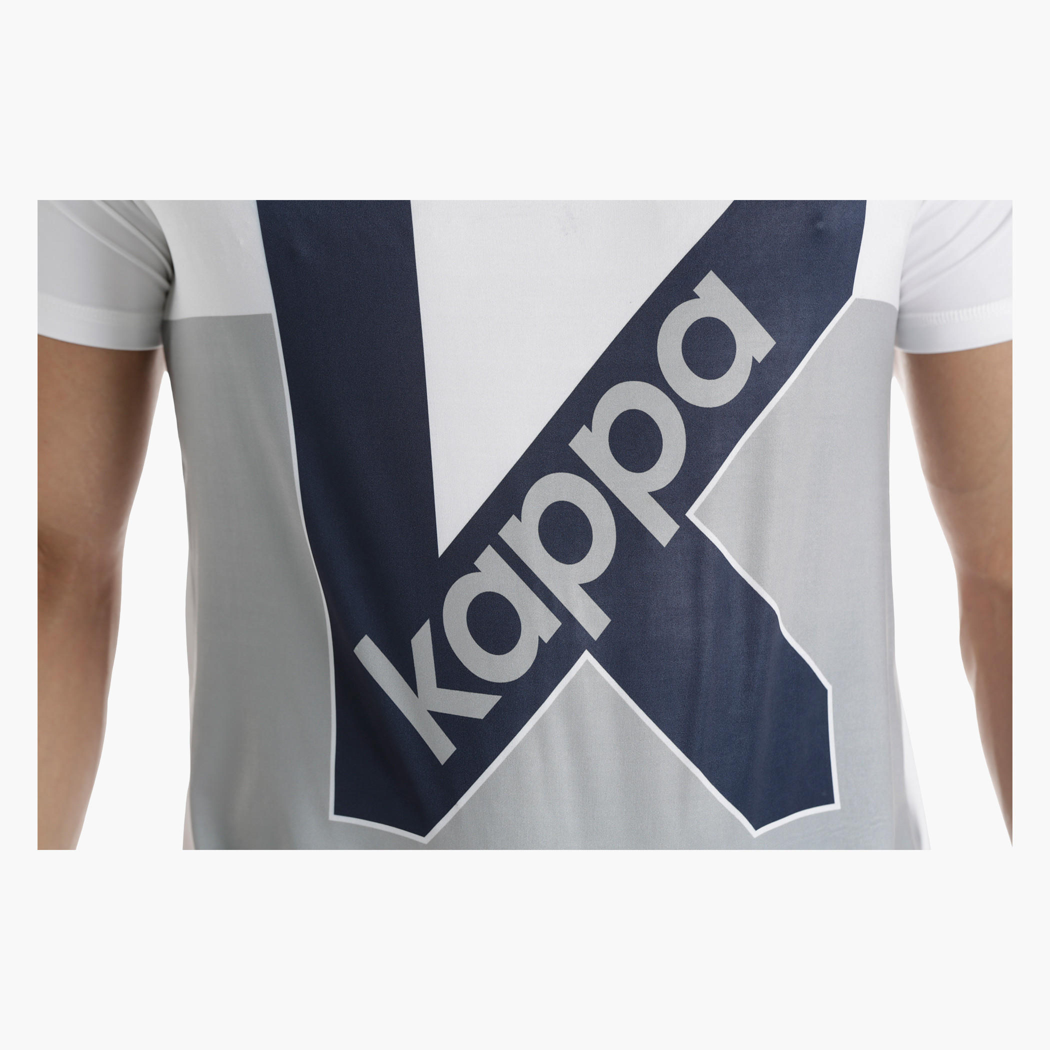 Kappa T-Shirt with Digital Print in Regular Fit-men-clothing-sportswearandactivewear-tshirtsandpolos-image-4