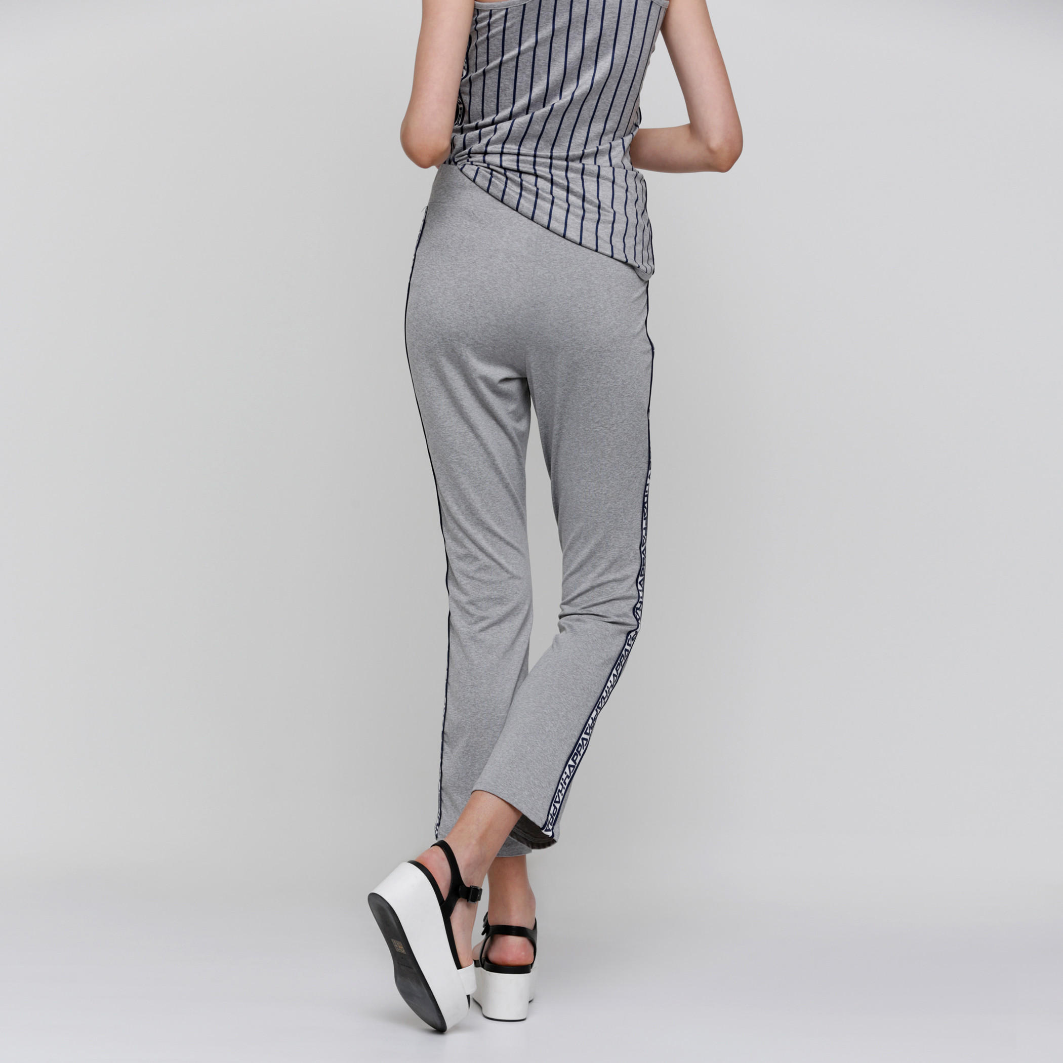 بنطال طويل بخصر مطّاطي مزيّن بشريطة من كابا-women-clothing-sportswearandactivewear-bottoms-image-2