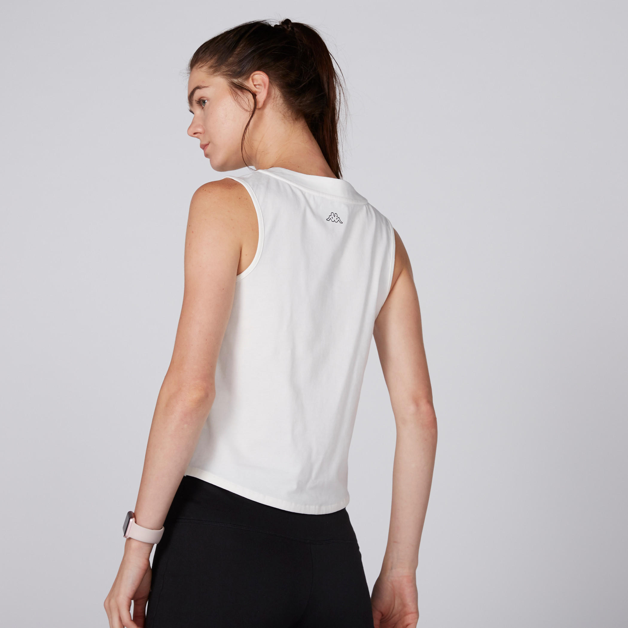 بلوزة قصيرة دون أكمام بياقة مستديرة وطبعات من كابا-women-clothing-sportswearandactivewear-tshirtsandvests-image-3