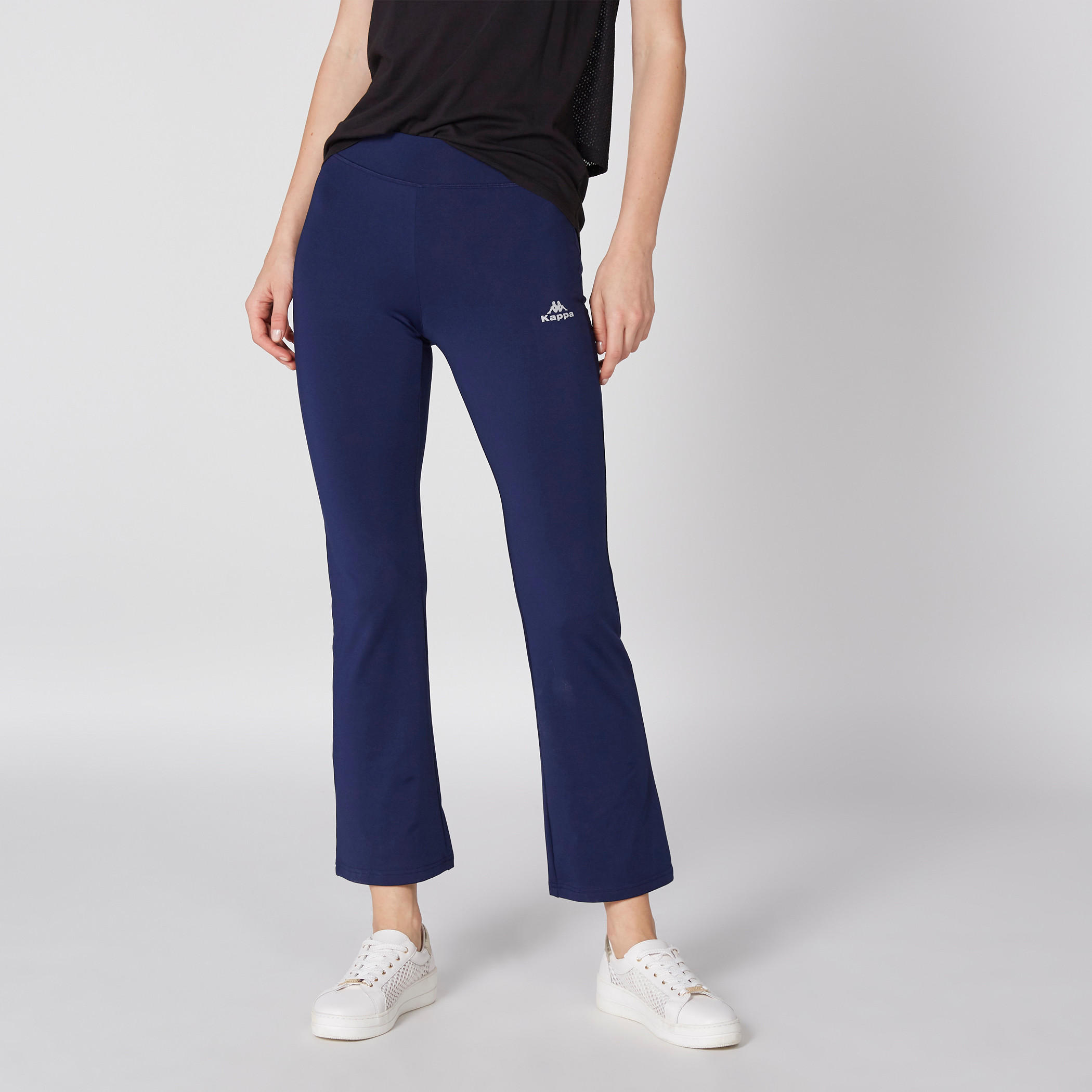 بنطال رياضي بخصر مطّاطي وجيوب من كابا-women-clothing-bottoms-trousers-image-3