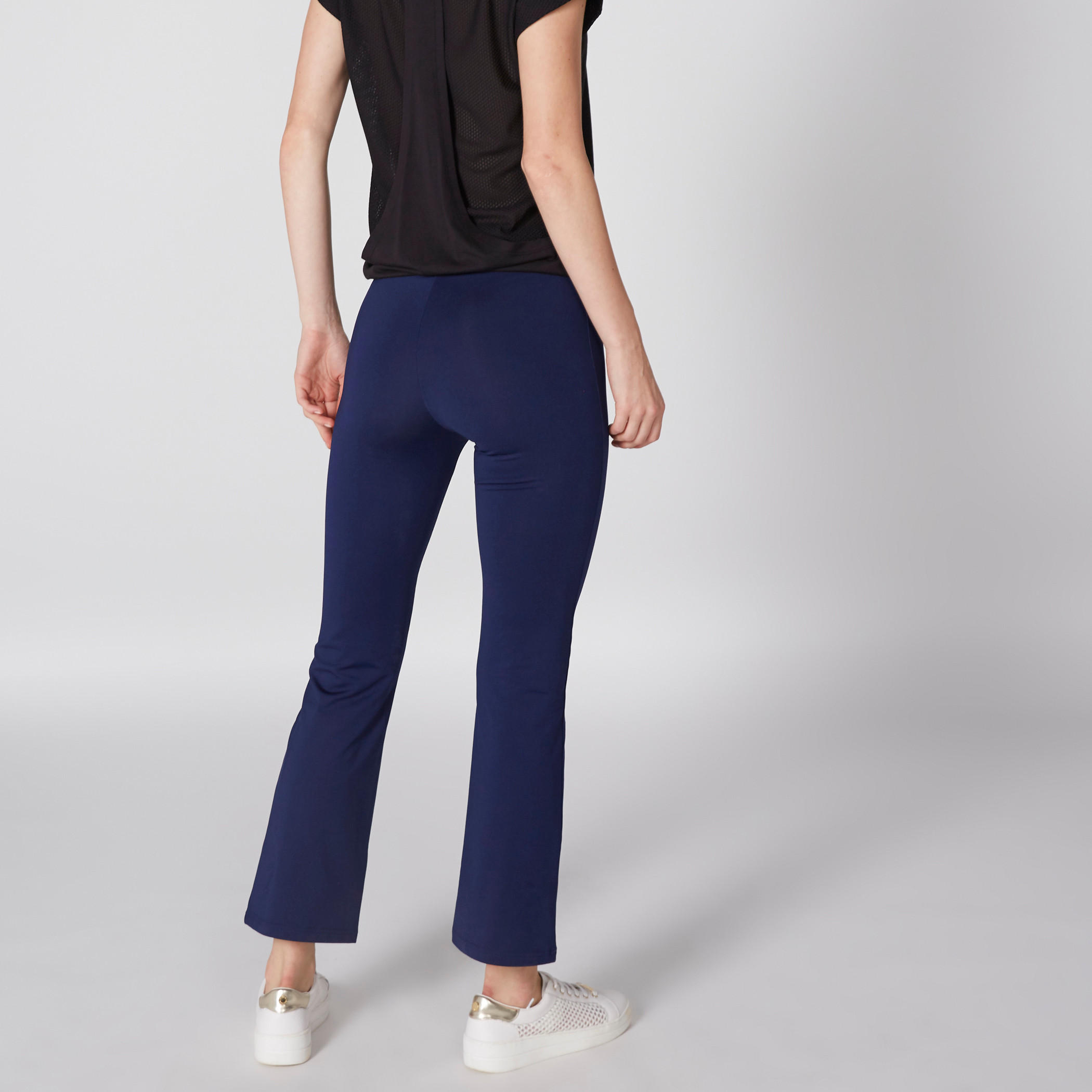 بنطال رياضي بخصر مطّاطي وجيوب من كابا-women-clothing-bottoms-trousers-image-4