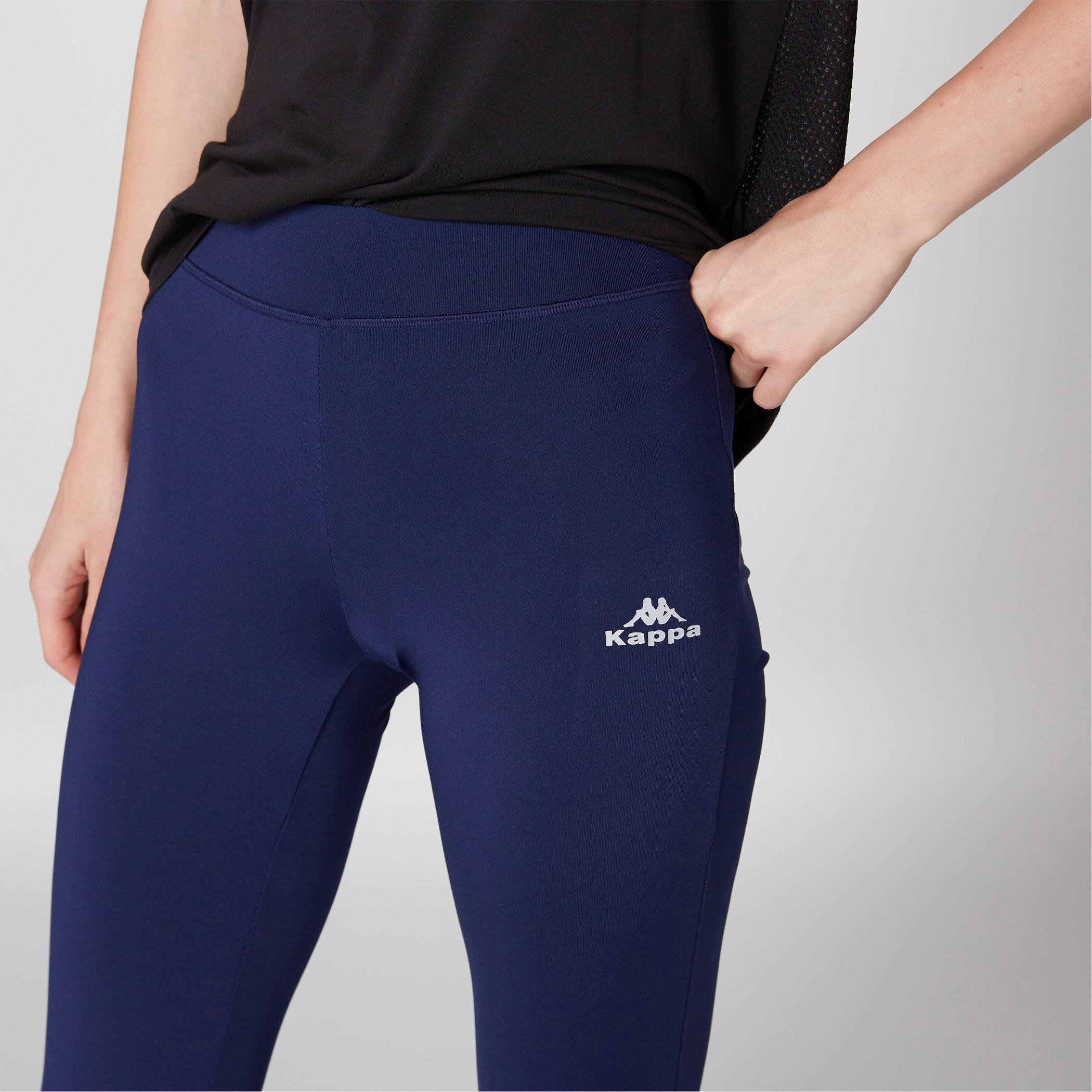 بنطال رياضي بخصر مطّاطي وجيوب من كابا-women-clothing-bottoms-trousers-image-5