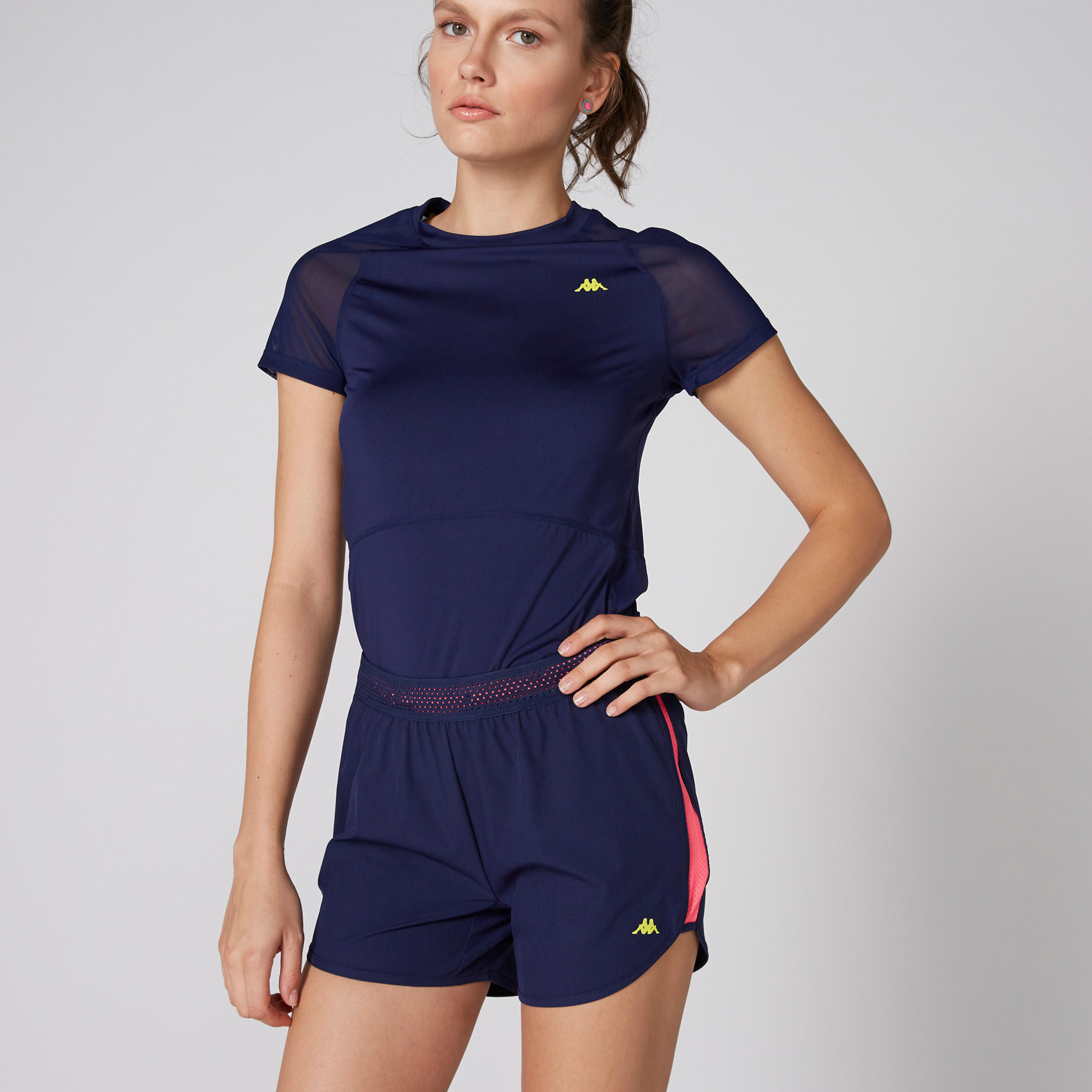 شورت بخصر مطّاطي من كابا-women-clothing-bottoms-shorts-image-3