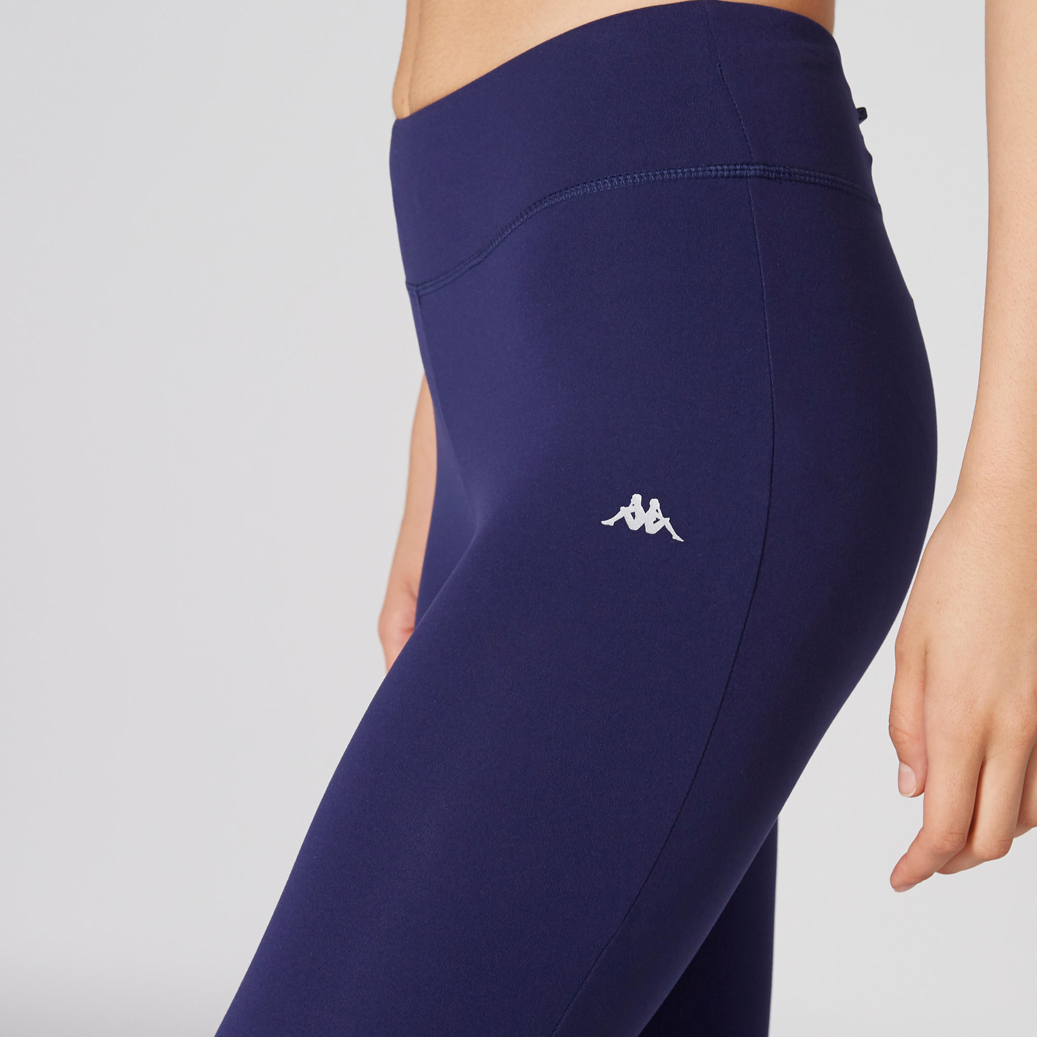 بنطال ليقنز طويل بخصر مطاطي من كابا-women-clothing-sportswearandactivewear-bottoms-image-4