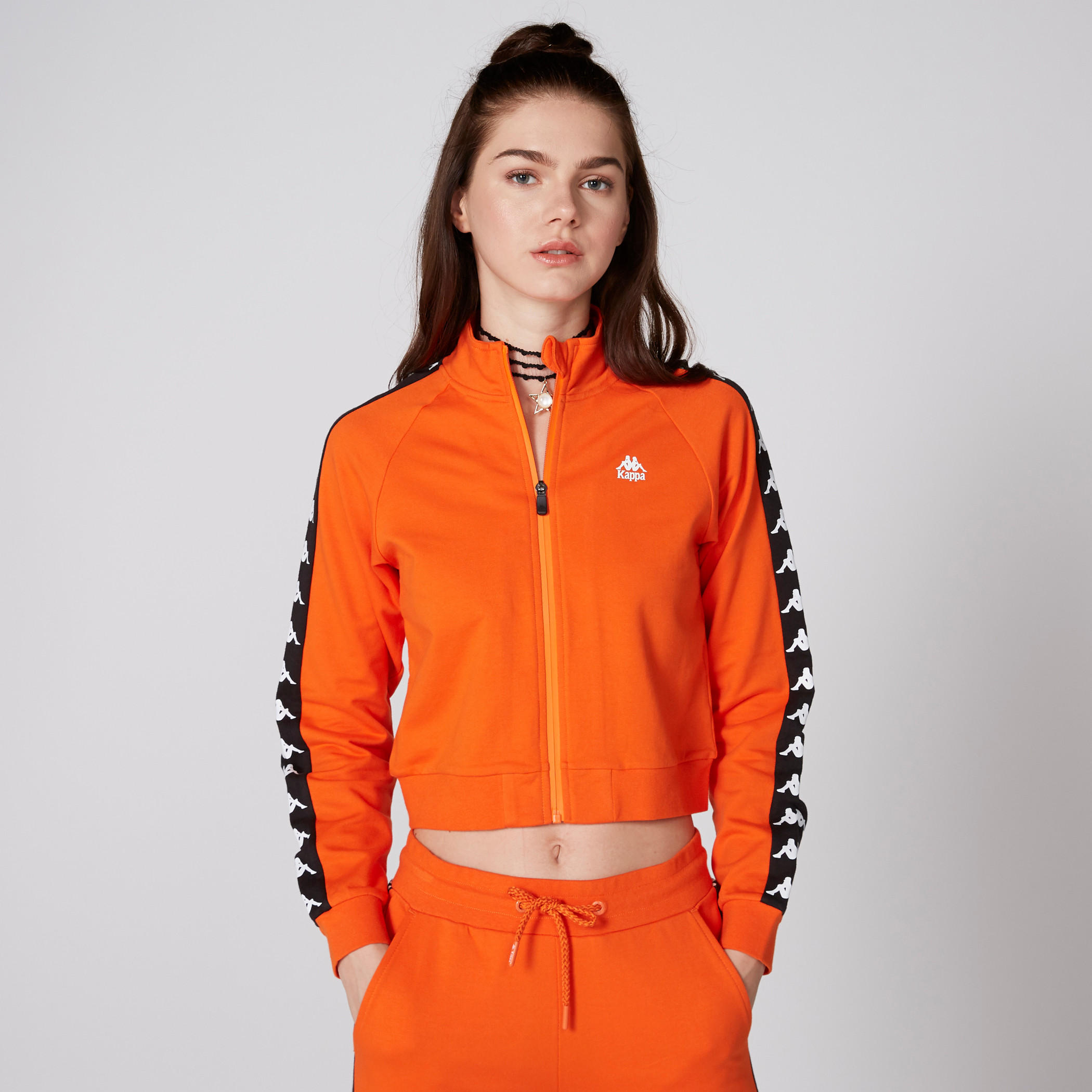 جاكيت بومبر بأكمام طويلة وسحّاب إغلاق من كابا-women-clothing-sportswearandactivewear-coatsandjackets-jackets-image-1