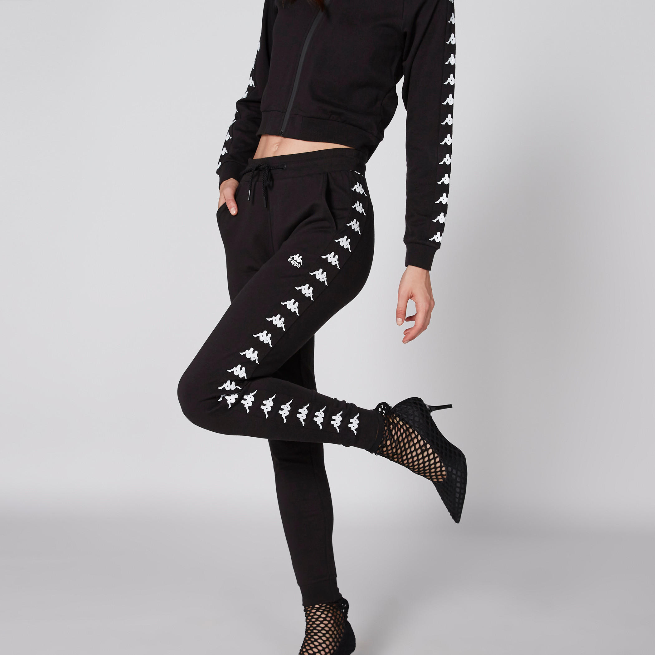 بنطال رياضي طويل بخصر مطاطي من كابا-women-clothing-bottoms-joggers-image-3