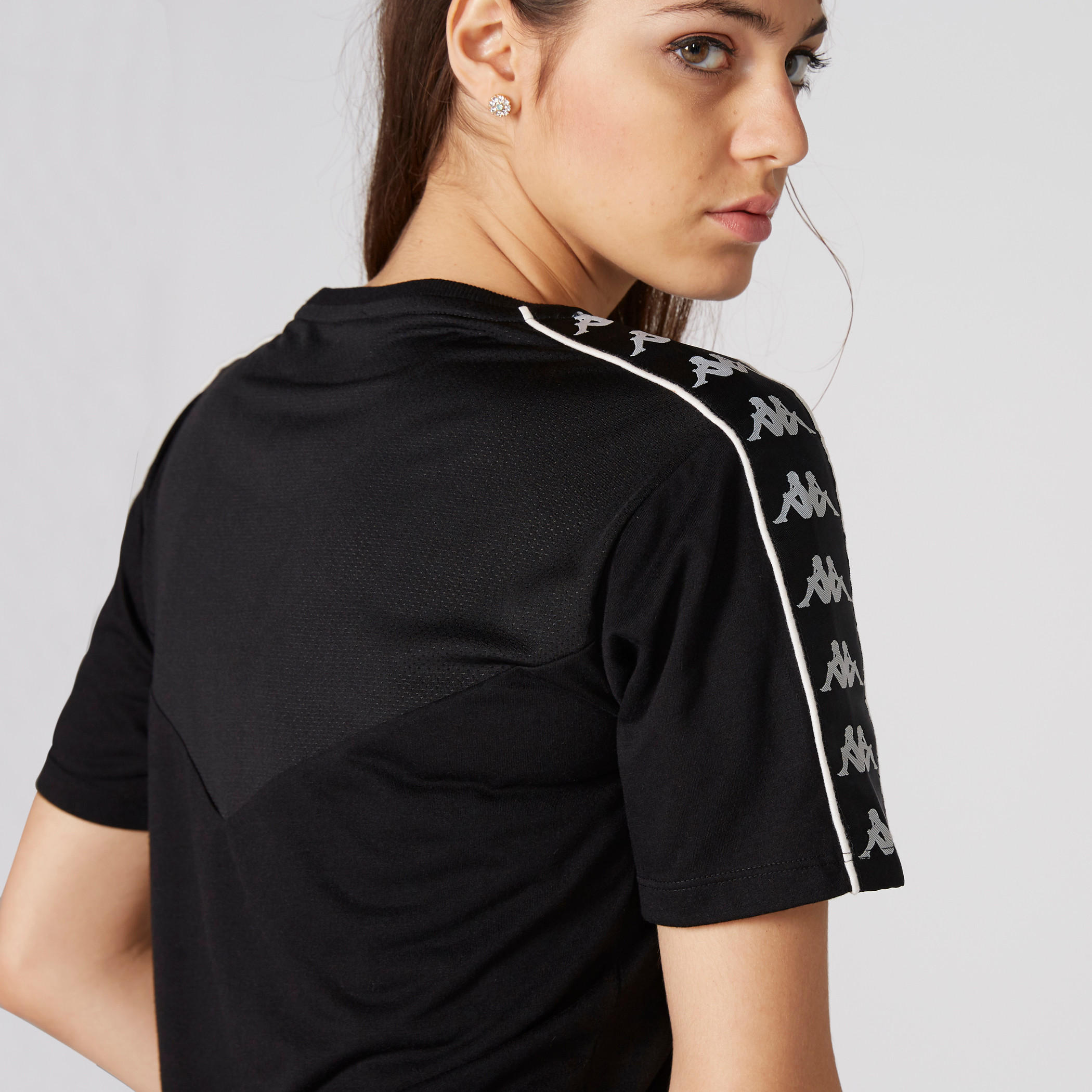 تيشيرت بياقة مستديرة وأكمام قصيرة من كابا-women-clothing-sportswearandactivewear-tshirtsandvests-image-2