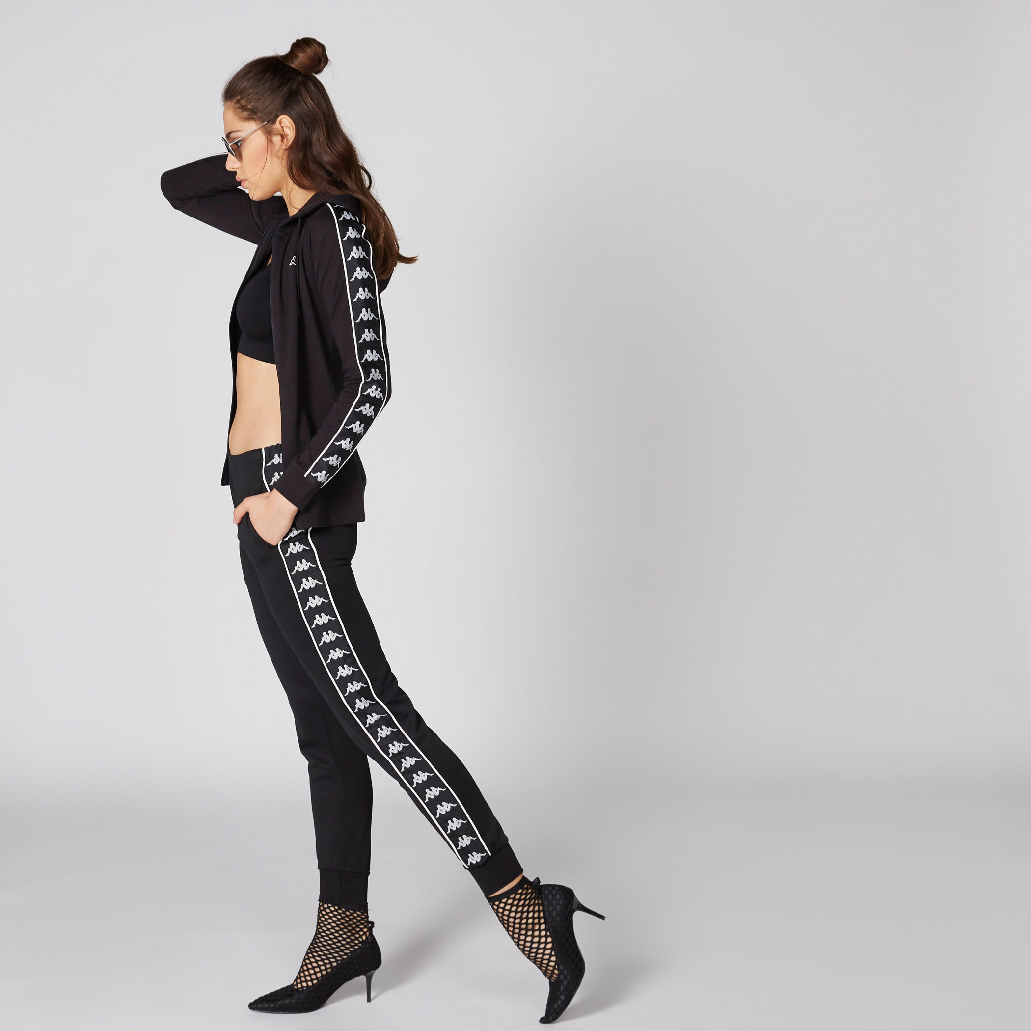 هودي بأكمام طويلة وسحّاب إغلاق من كابا-women-clothing-sportswearandactivewear-hoodiesandsweatshirts-image-4