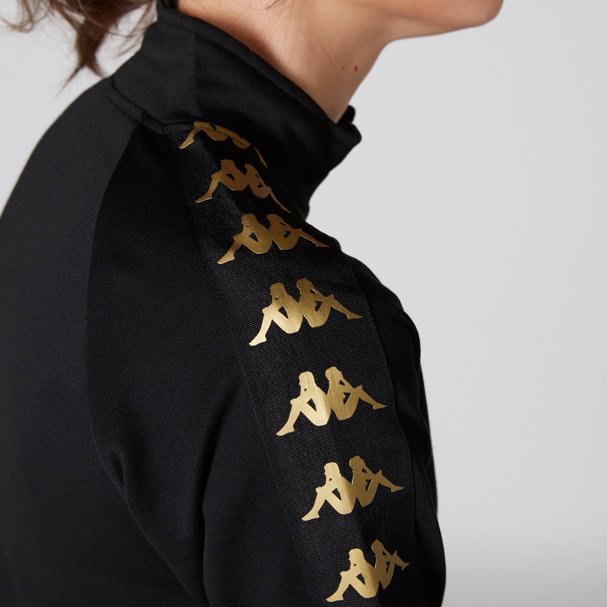 جاكيت بأكمام طويلة وسحّاب للإغلاق من كابا-women-clothing-sportswearandactivewear-coatsandjackets-jackets-image-4