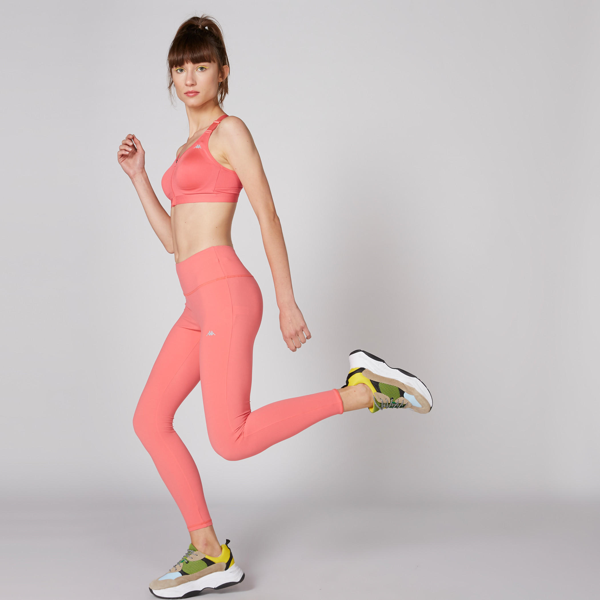 صدرية رياضية بظهر ريسر من كابا-sports-women-clothing-sportsbras-image-1