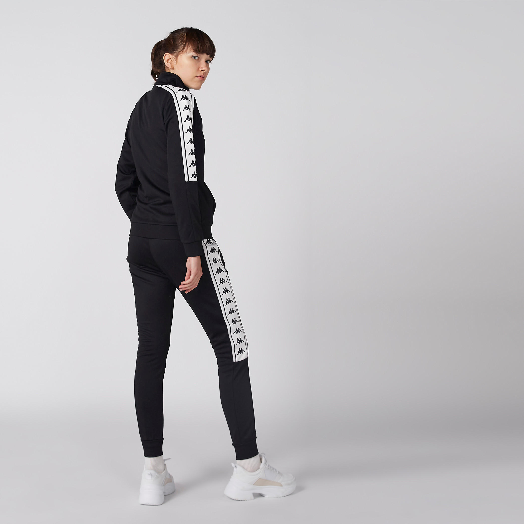 بدلة رياضية من كابا-women-clothing-sportswearandactivewear-trackpantsandtracksuits-image-4