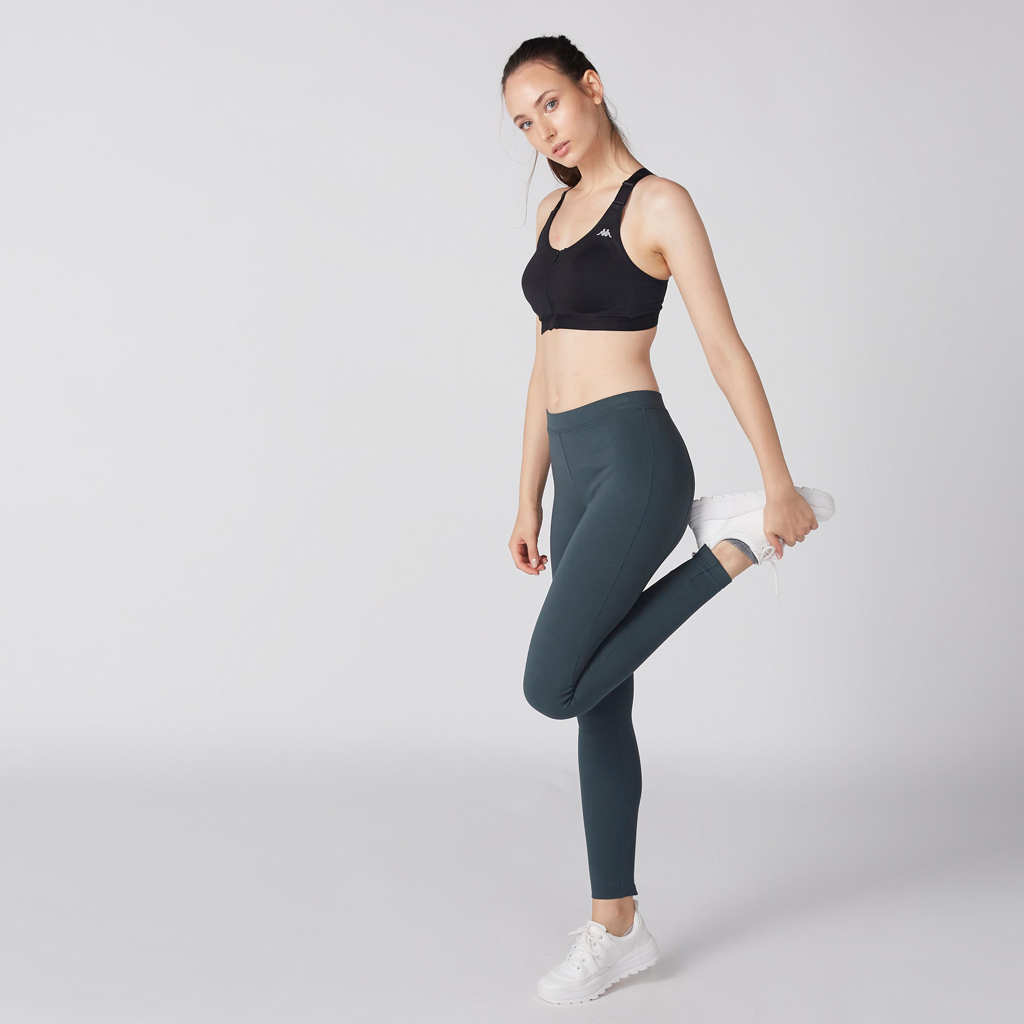 صدرية رياضية بتفاصيل سحّاب وظهر متقاطع من كابا-sports-women-clothing-sportsbras-image-4