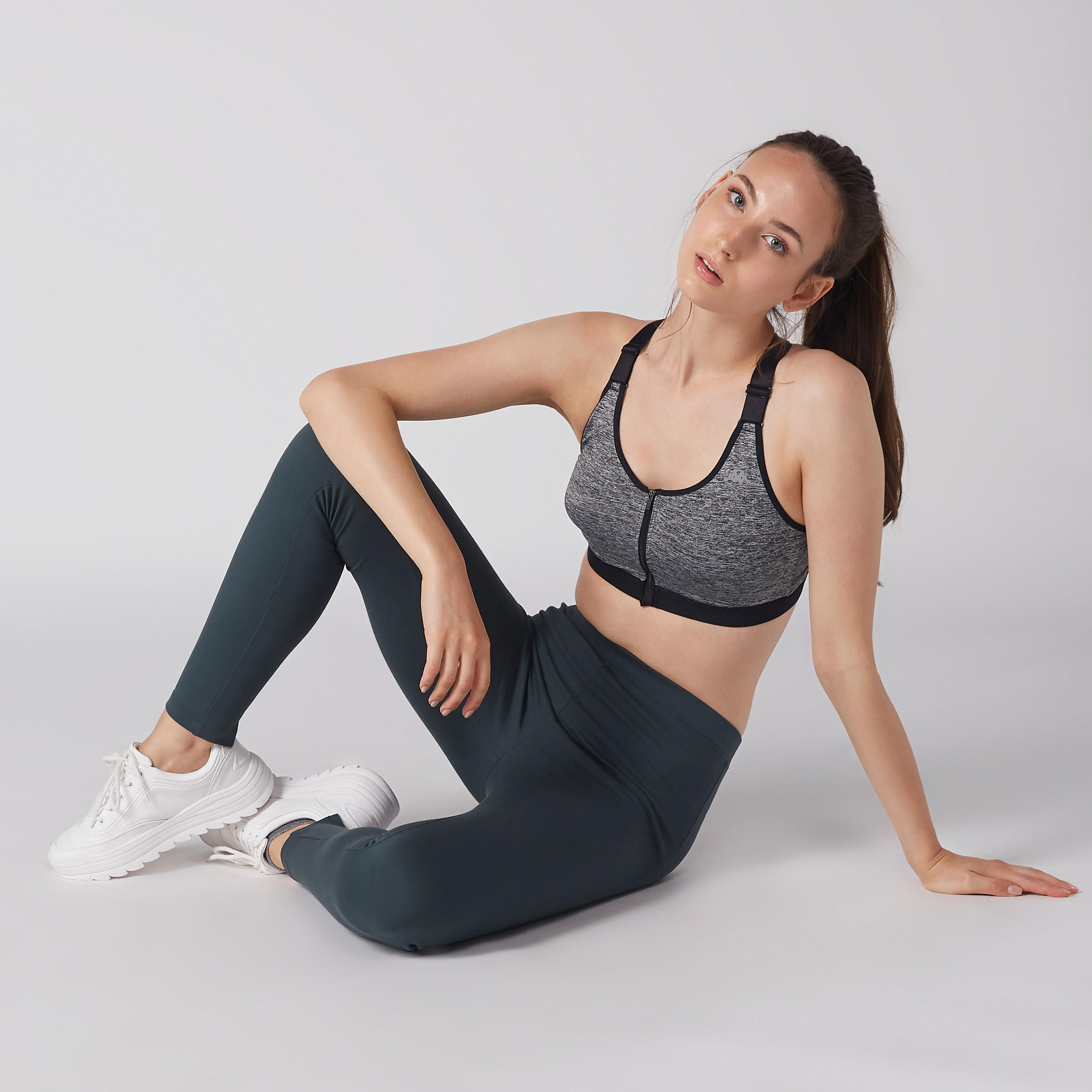 صدرية رياضية ميلانج بتفاصيل سحّاب وظهر متقاطع من كابا-sports-women-clothing-sportsbras-image-3