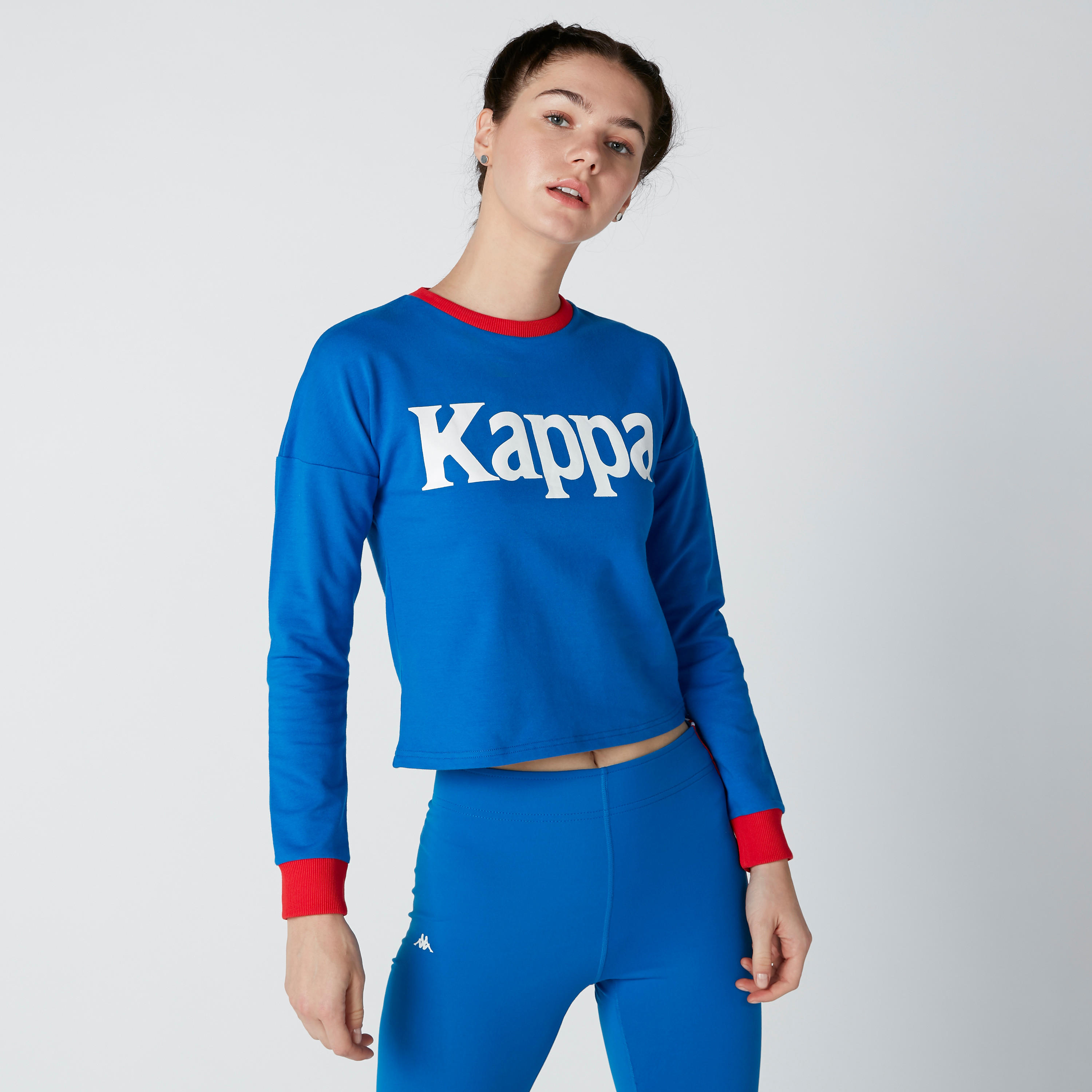سويت شيرت بأكمام طويلة وطبعات من كابا-women-clothing-sportswearandactivewear-hoodiesandsweatshirts-image-1