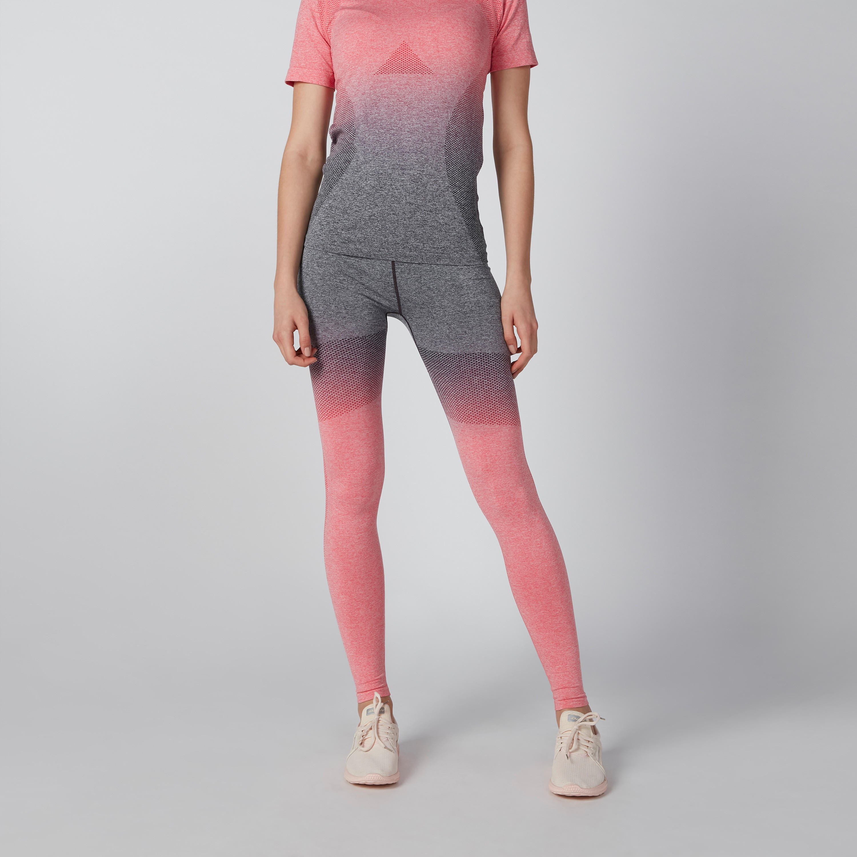 بنطال محبوك بخصر مطاطي من كابا-women-clothing-sportswearandactivewear-bottoms-image-4