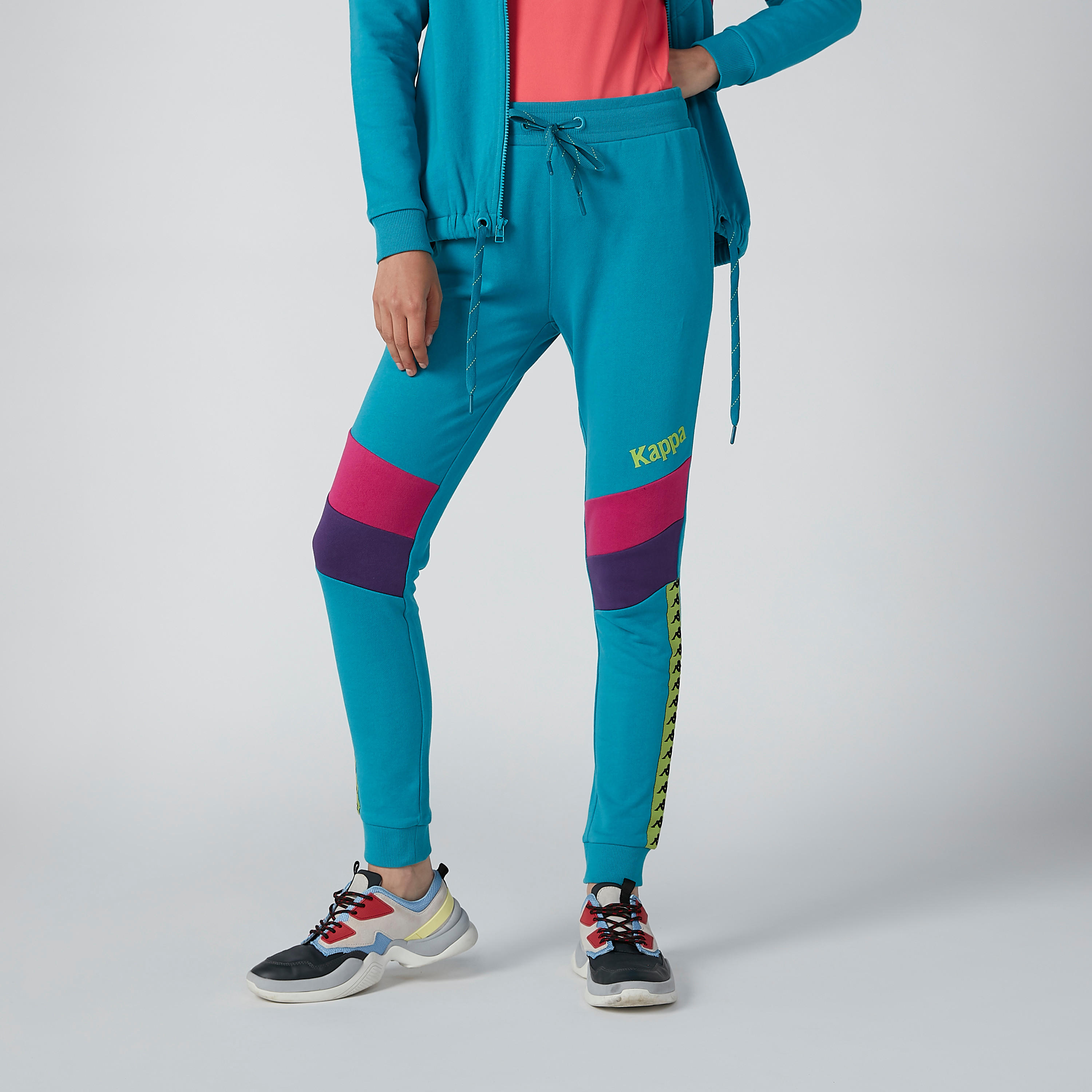 بنطال رياضي بشريطة من كابا-women-clothing-sportswearandactivewear-bottoms-image-4