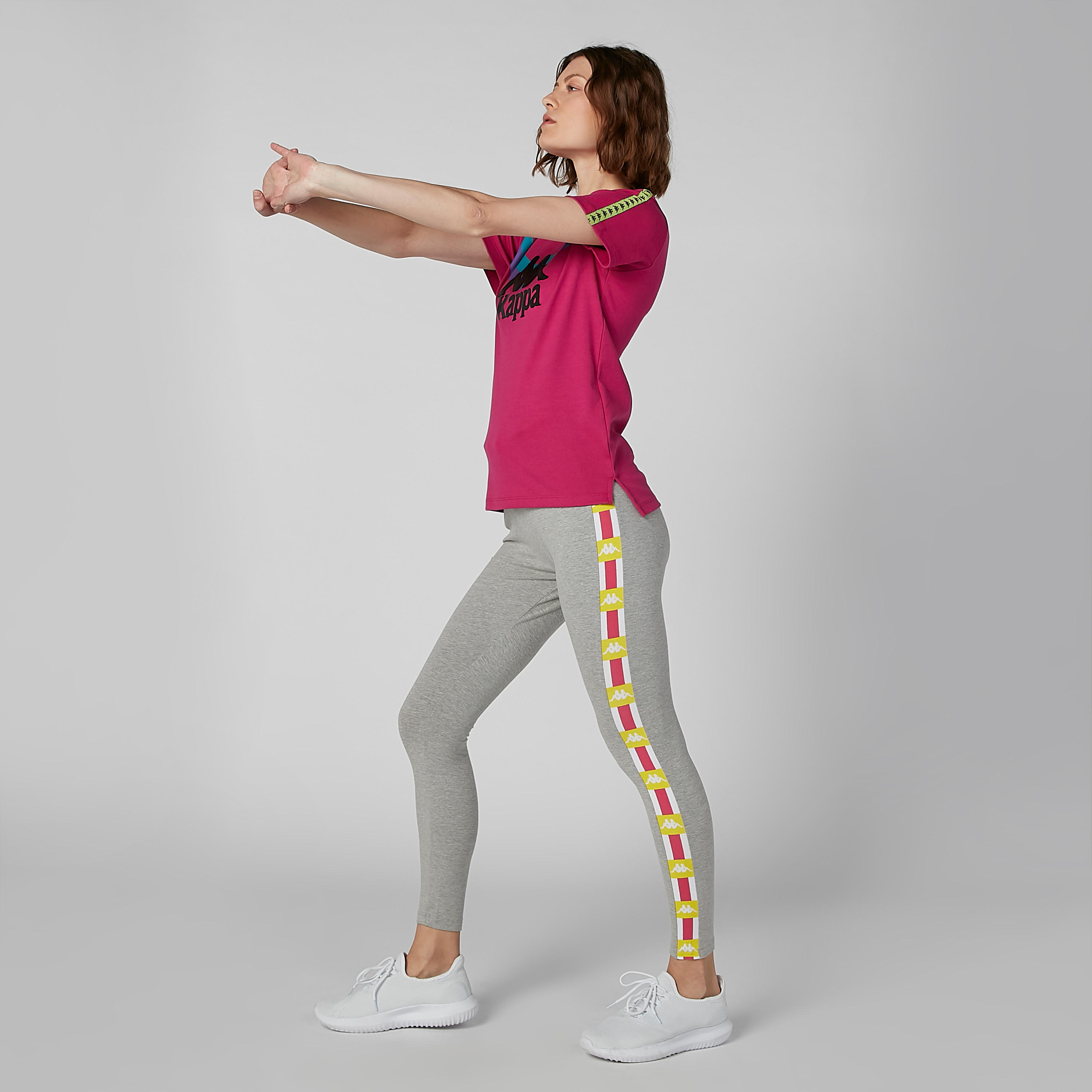 تيشيرت بياقة مستديرة وأكمام قصيرة وطبعات من كابا-women-clothing-sportswearandactivewear-tshirtsandvests-image-5