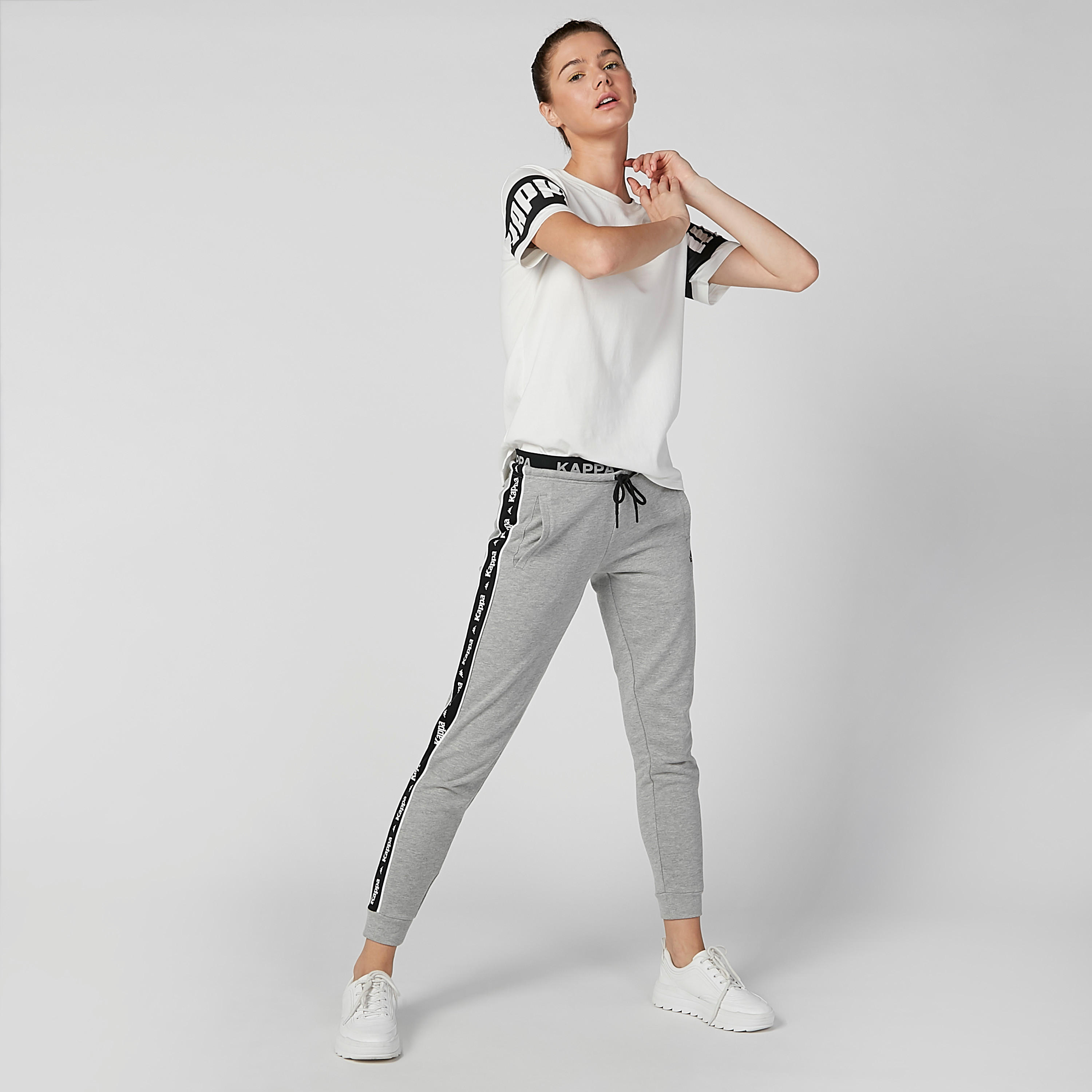 بنطال رياضي طويل بجيوب وشريطة بطبعات من كابا-women-clothing-bottoms-joggers-image-6