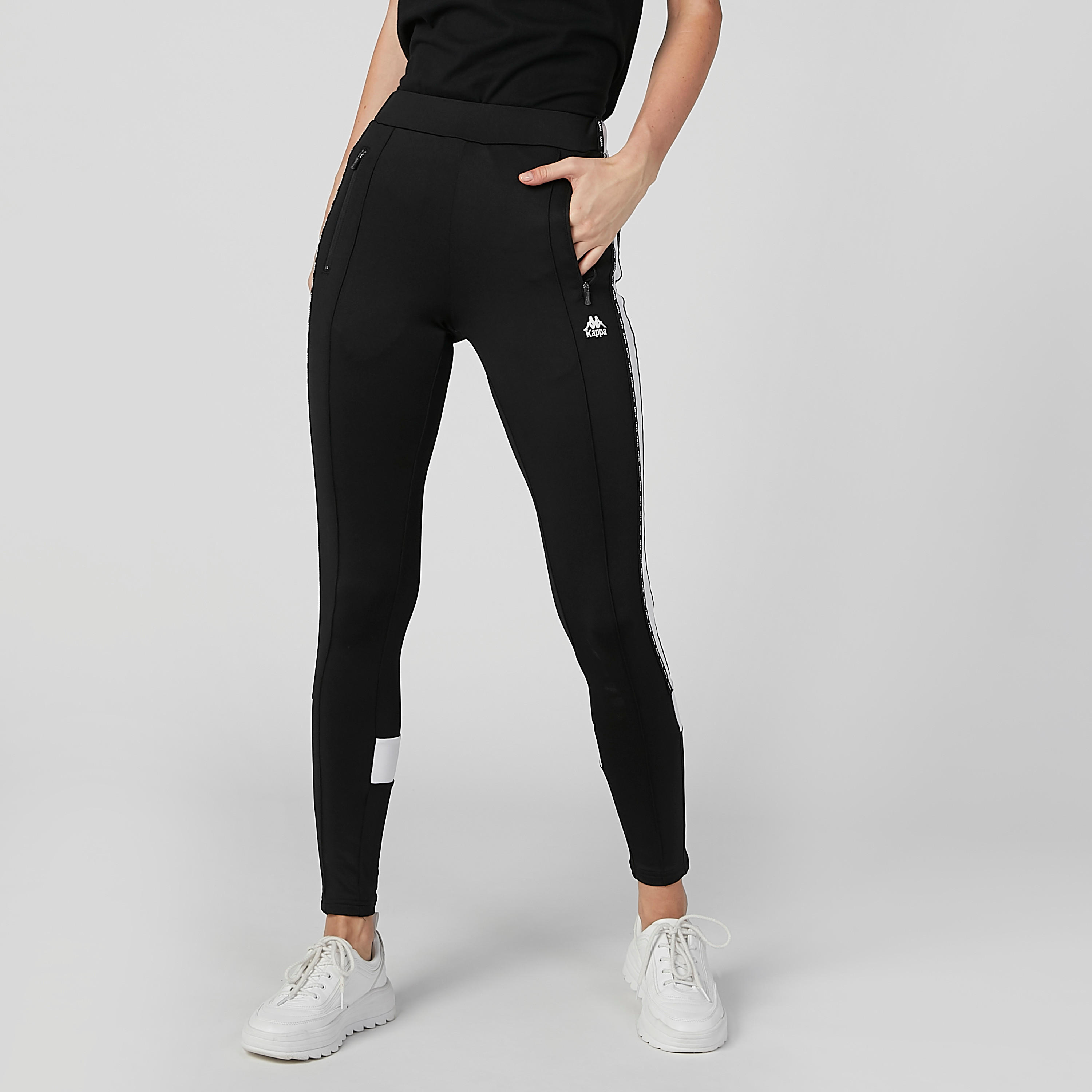 بنطال رياضي مقلّم طويل بجيوب من كابا-women-clothing-sportswearandactivewear-bottoms-image-3