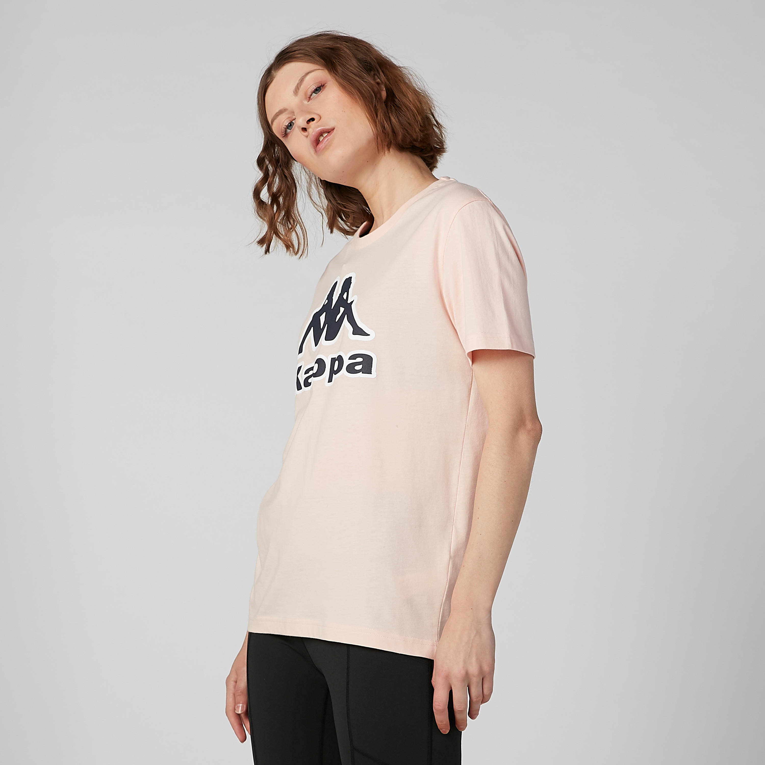 تيشيرت بياقة مستديرة وأكمام قصيرة وطبعات من كابا-women-clothing-tshirts-image-3
