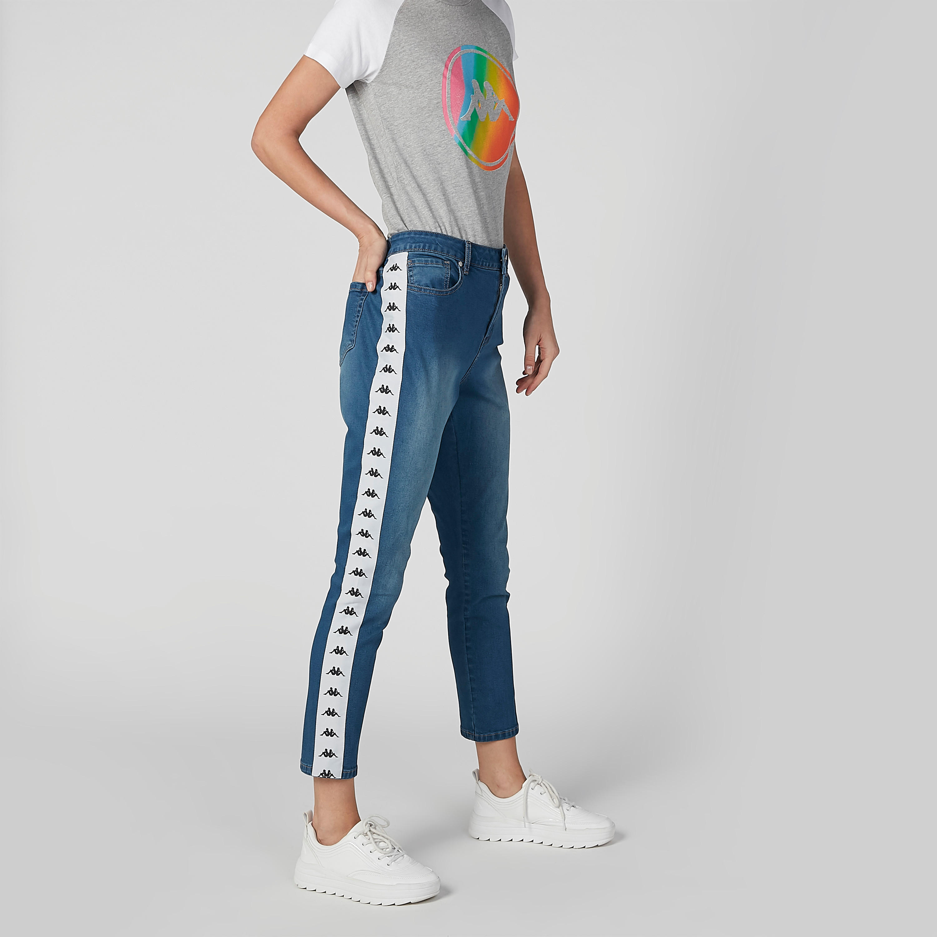 بنطال جينز قصير بجيوب وشريطة بطبعات من كابا-women-clothing-bottoms-jeans-image-3