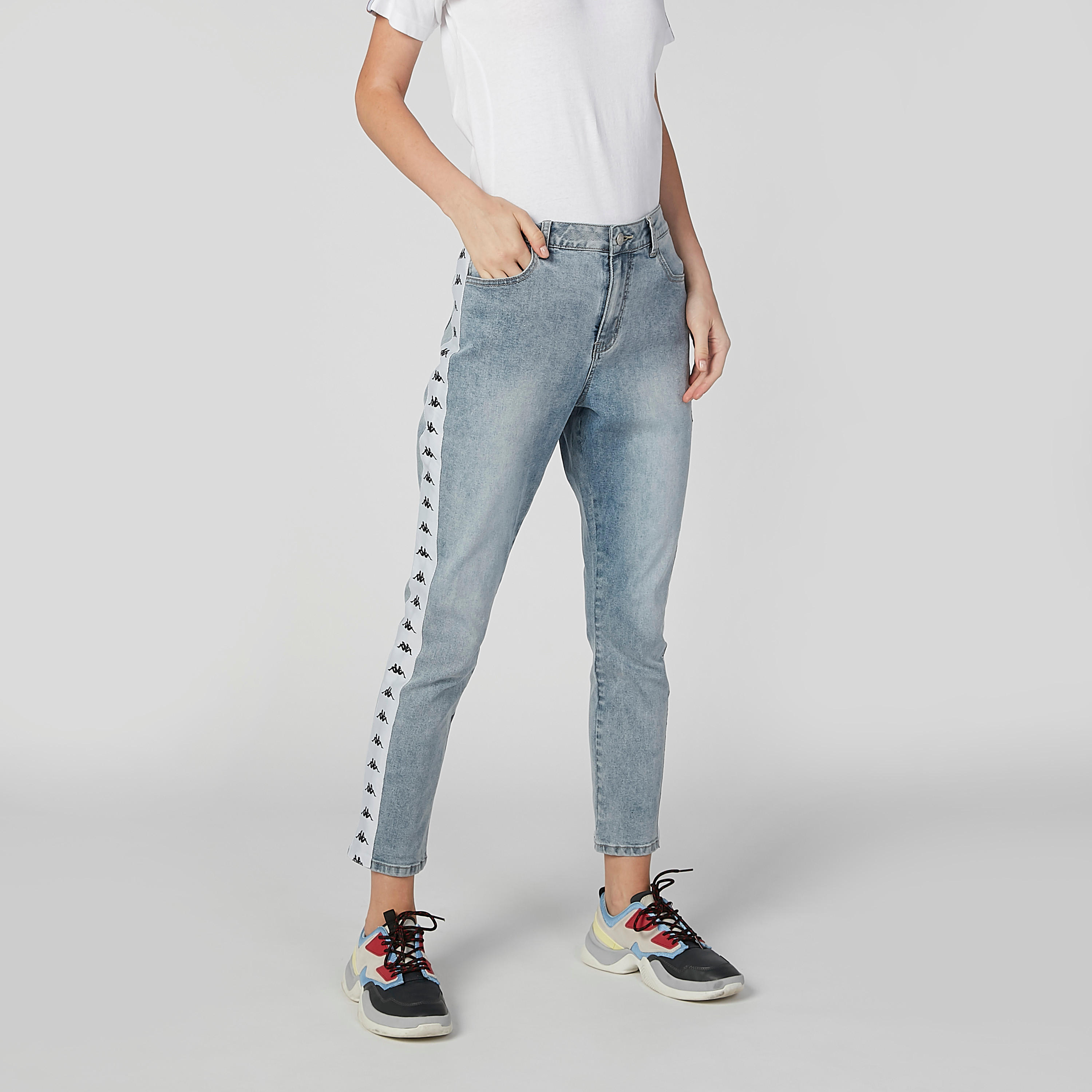 بنطال جينز طويل بجيوب وشريطة بطبعات من كابا-women-clothing-bottoms-jeans-image-2