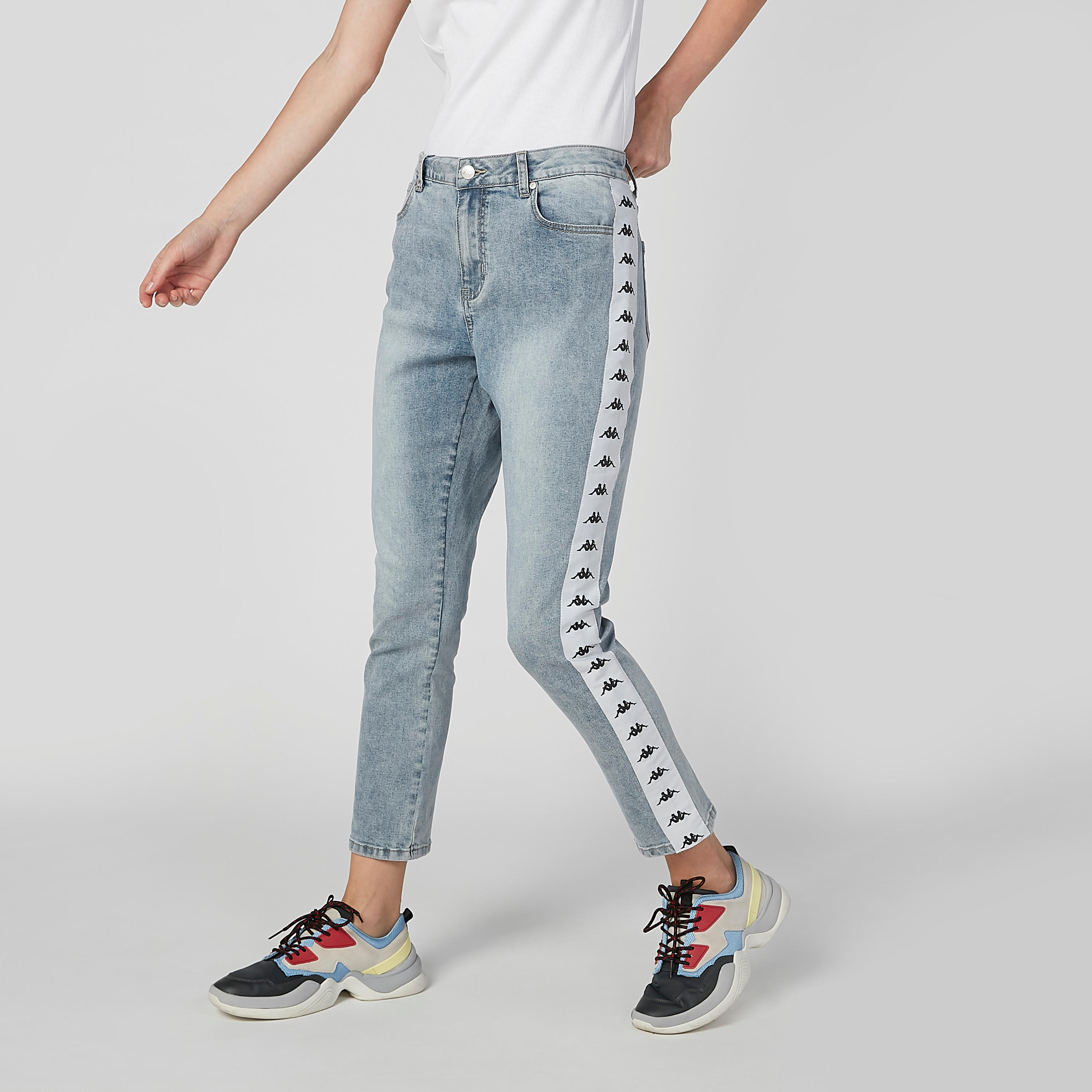 بنطال جينز طويل بجيوب وشريطة بطبعات من كابا-women-clothing-bottoms-jeans-image-5