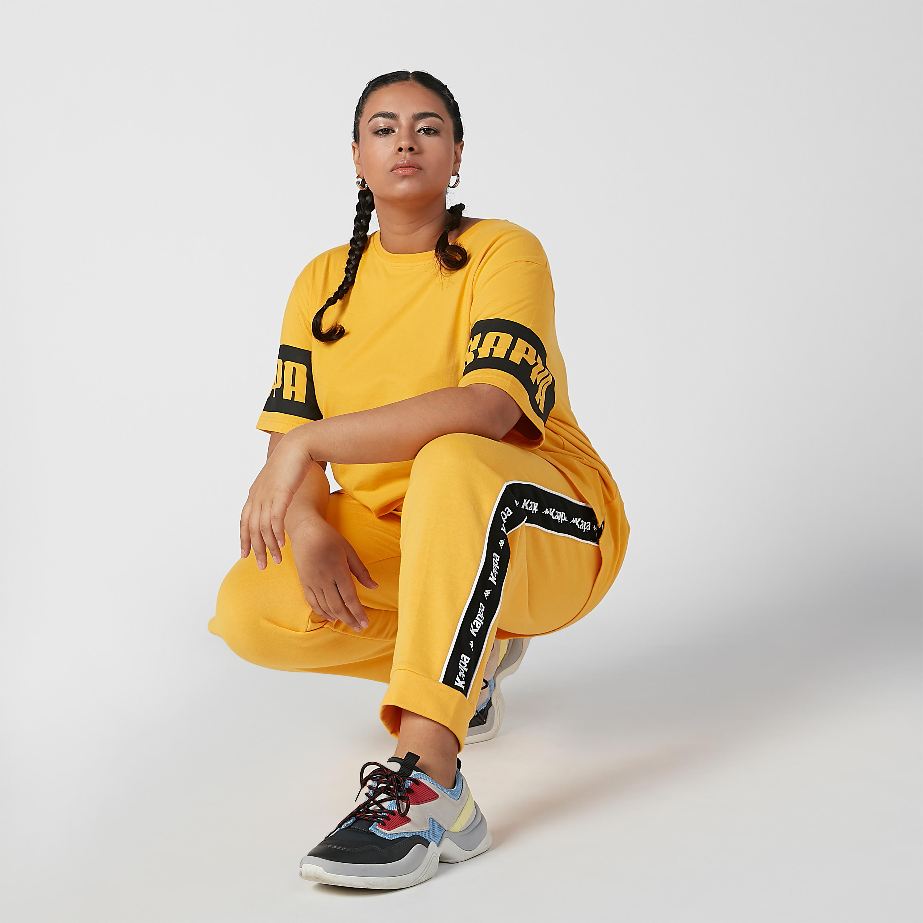 بنطلون رياضي مستدام بخصر متوسط الارتفاع وطبعات -women-clothing-bottoms-joggers-image-5