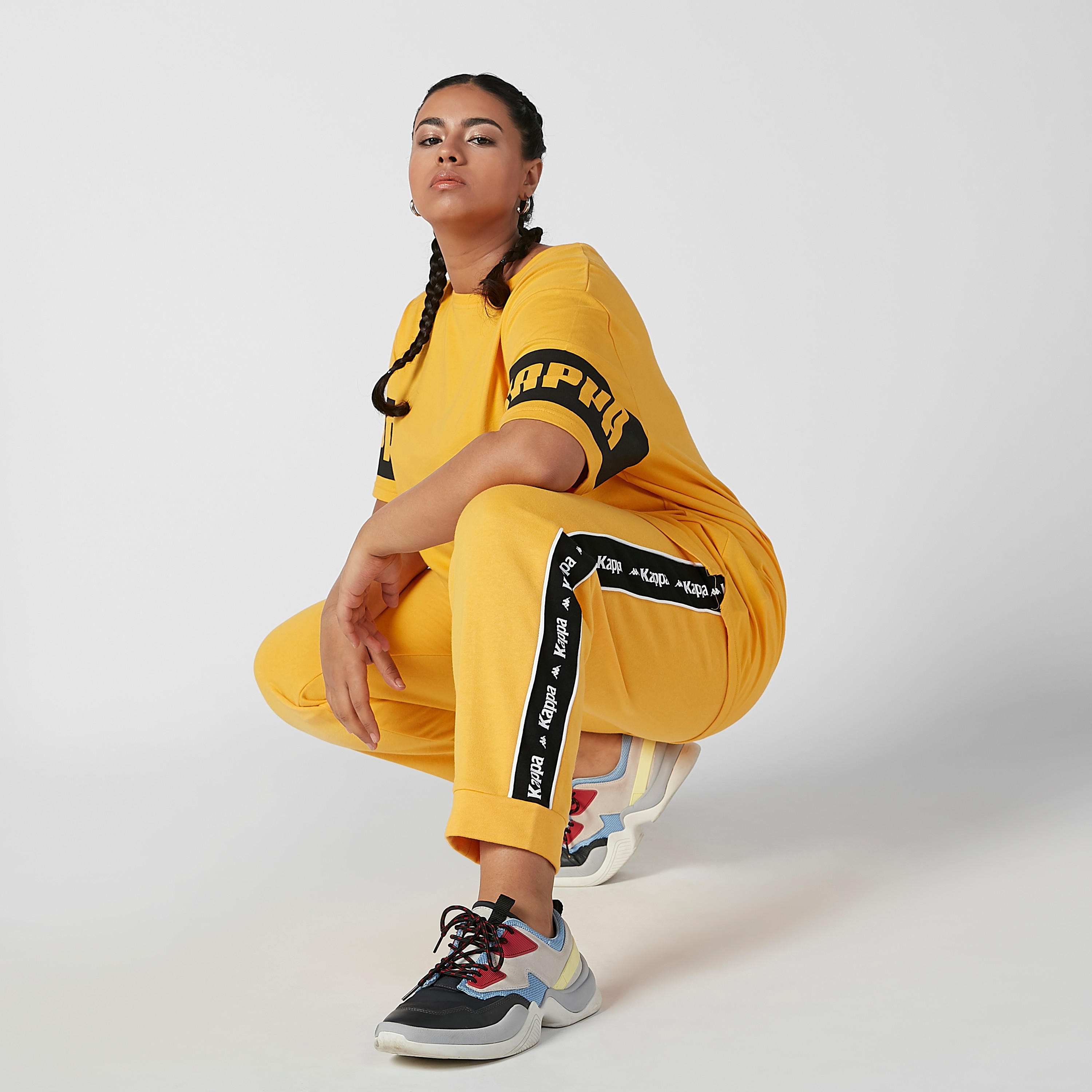 تيشيرت مستدام بياقة مستديرة وأكمام قصيرة وطبعات من كابا -women-clothing-sportswearandactivewear-tshirtsandvests-image-2