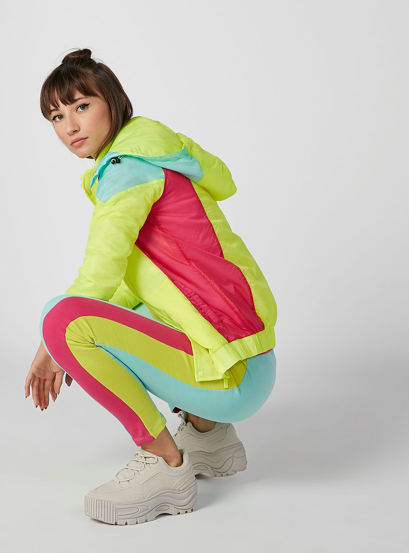 جاكيت مستدام بنمط كتل الألوان بقبّعة وأكمام طويلة من كابا -women-clothing-sportswearandactivewear-coatsandjackets-jackets-image-2