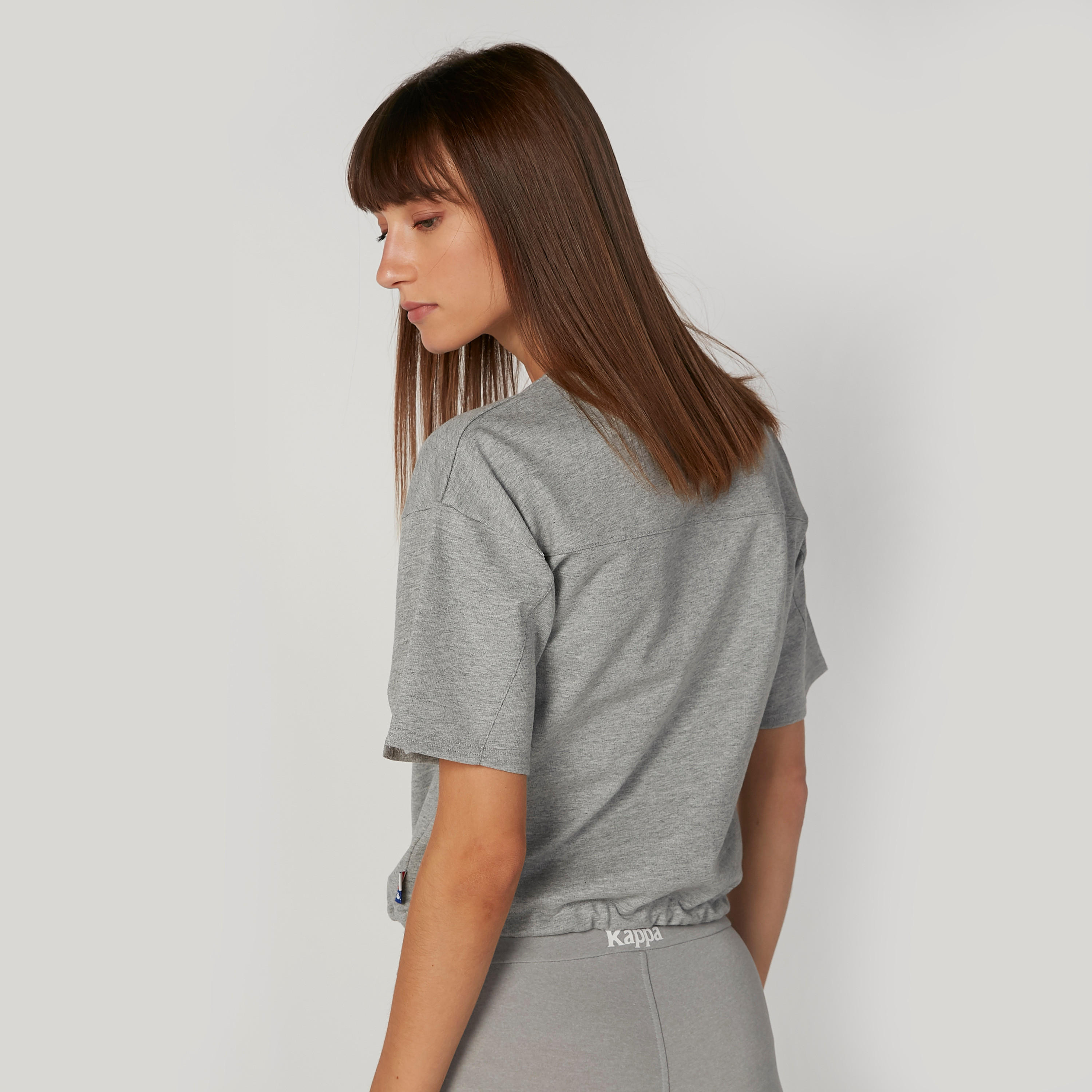 تيشيرت بياقة مستديرة وأكمام قصيرة وطبعات من كابا-women-clothing-sportswearandactivewear-tshirtsandvests-image-2
