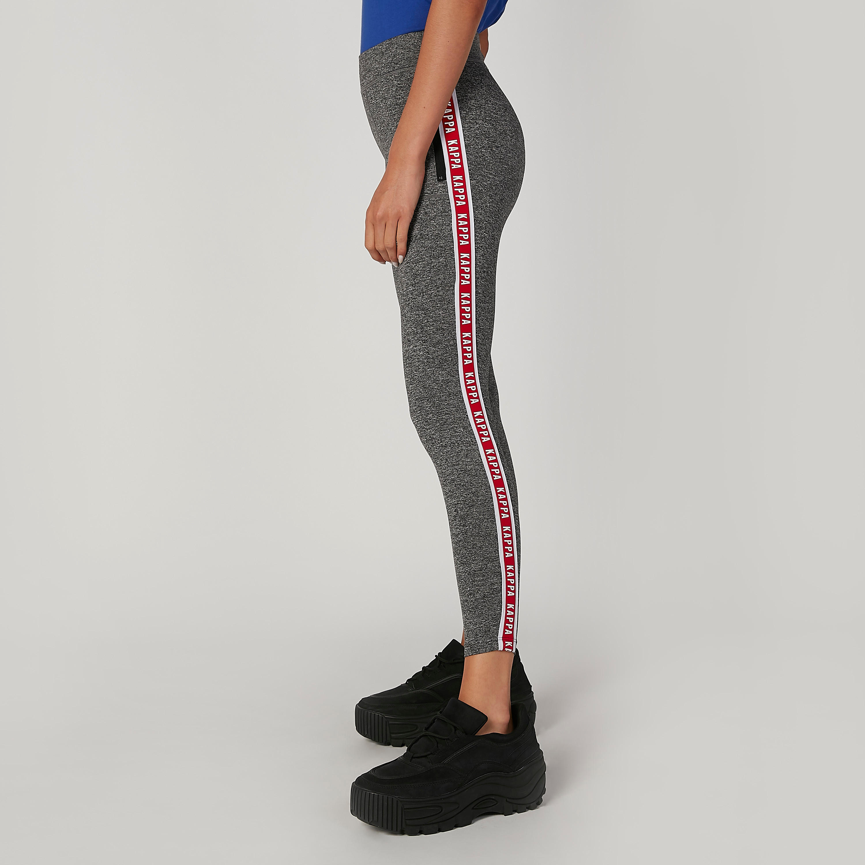 بنطلون ليقنز مستدام بقصّة سكيني وخصر متوسط الارتفاع وطبعات من كابا-women-clothing-sportswearandactivewear-bottoms-image-1
