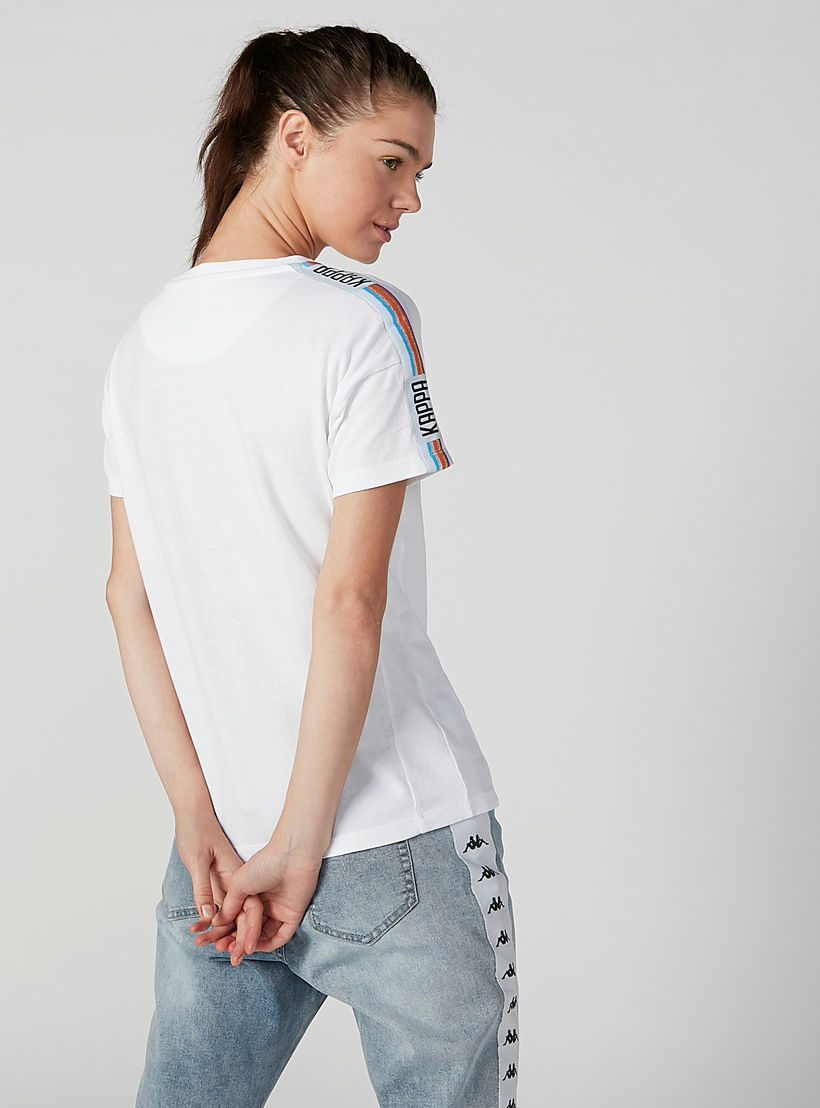 تيشيرت بياقة مستديرة وأكمام قصيرة وتفاصيل شريطة من كابا-women-clothing-sportswearandactivewear-tshirtsandvests-image-2