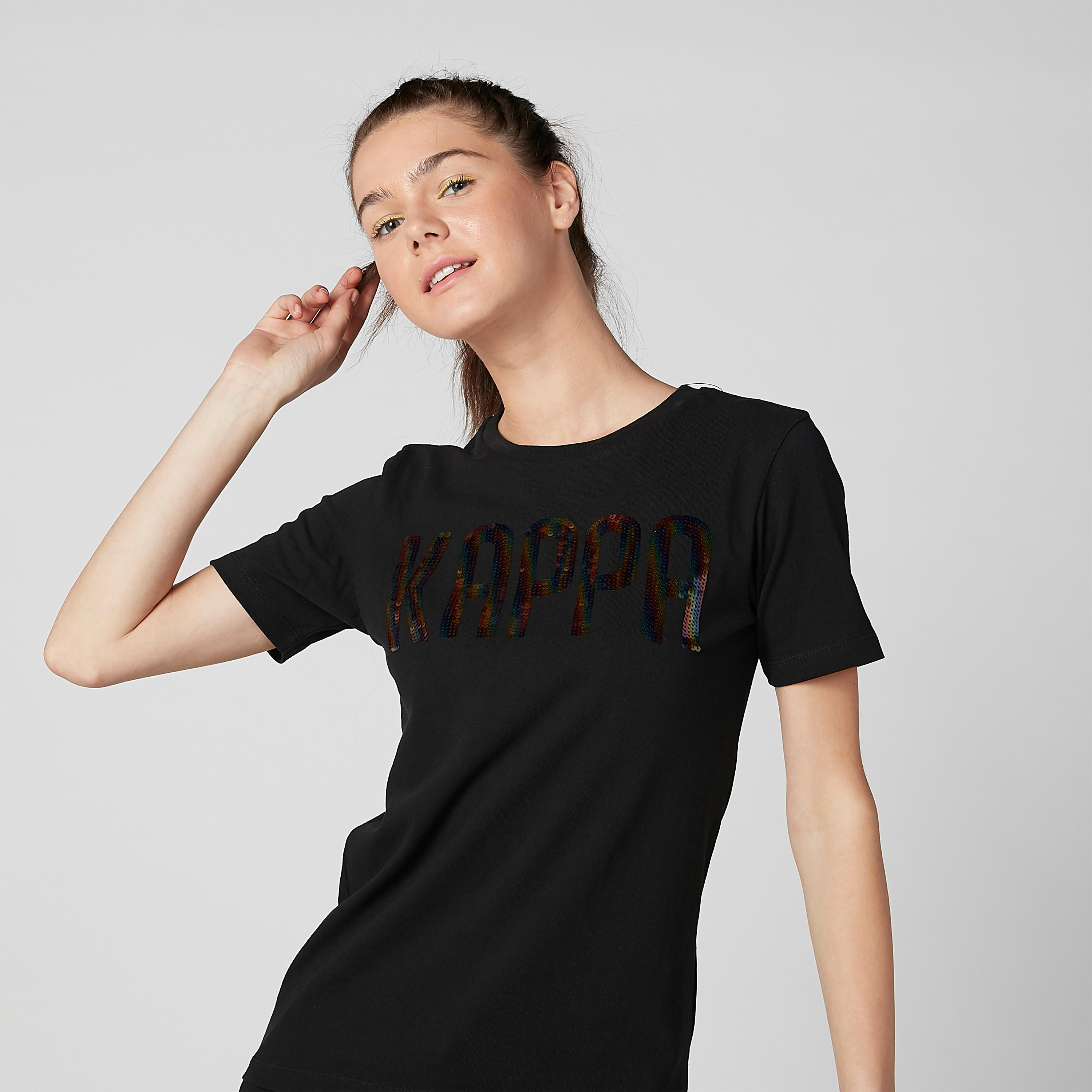 تيشيرت بياقة مستديرة وأكمام قصيرة وتفاصيل ترتر من كابا-women-clothing-tshirts-image-4