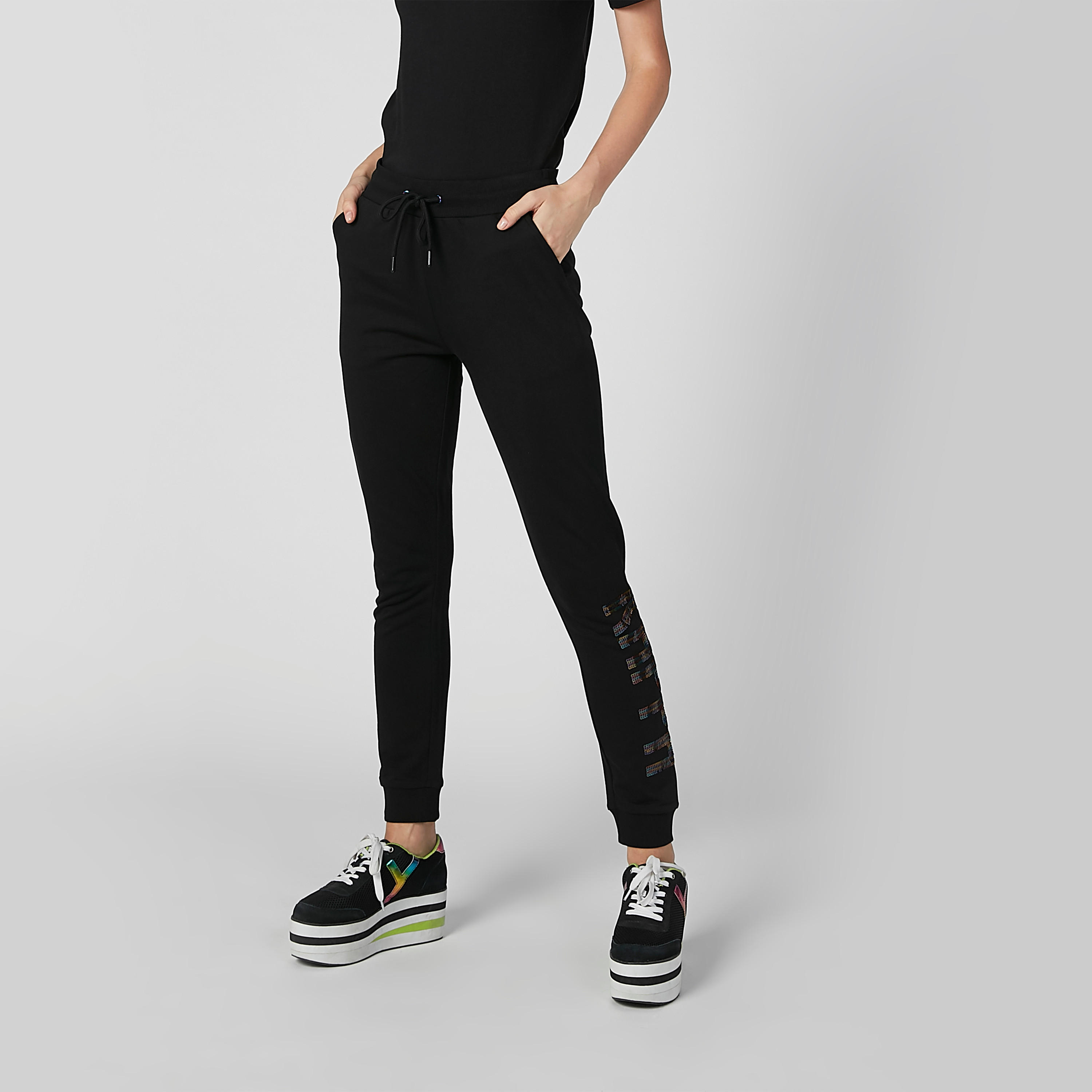 بنطلون رياضي مستدام بارز الملمس بخصر متوسط الارتفاع وجيوب من كابا-women-clothing-bottoms-joggers-image-3