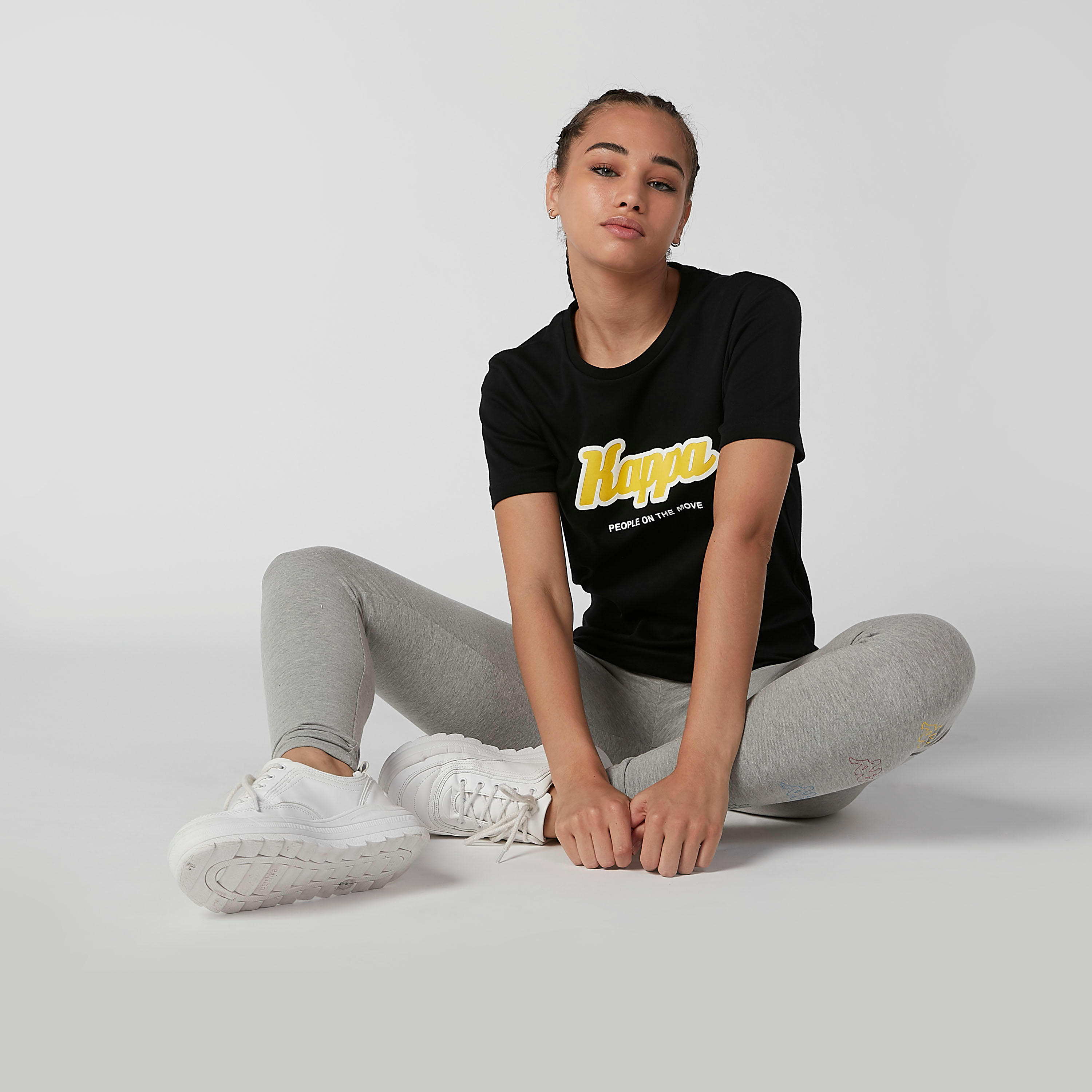 تيشيرت بياقة مستديرة وأكمام قصيرة وطبعات من كابا-women-clothing-tshirts-image-1
