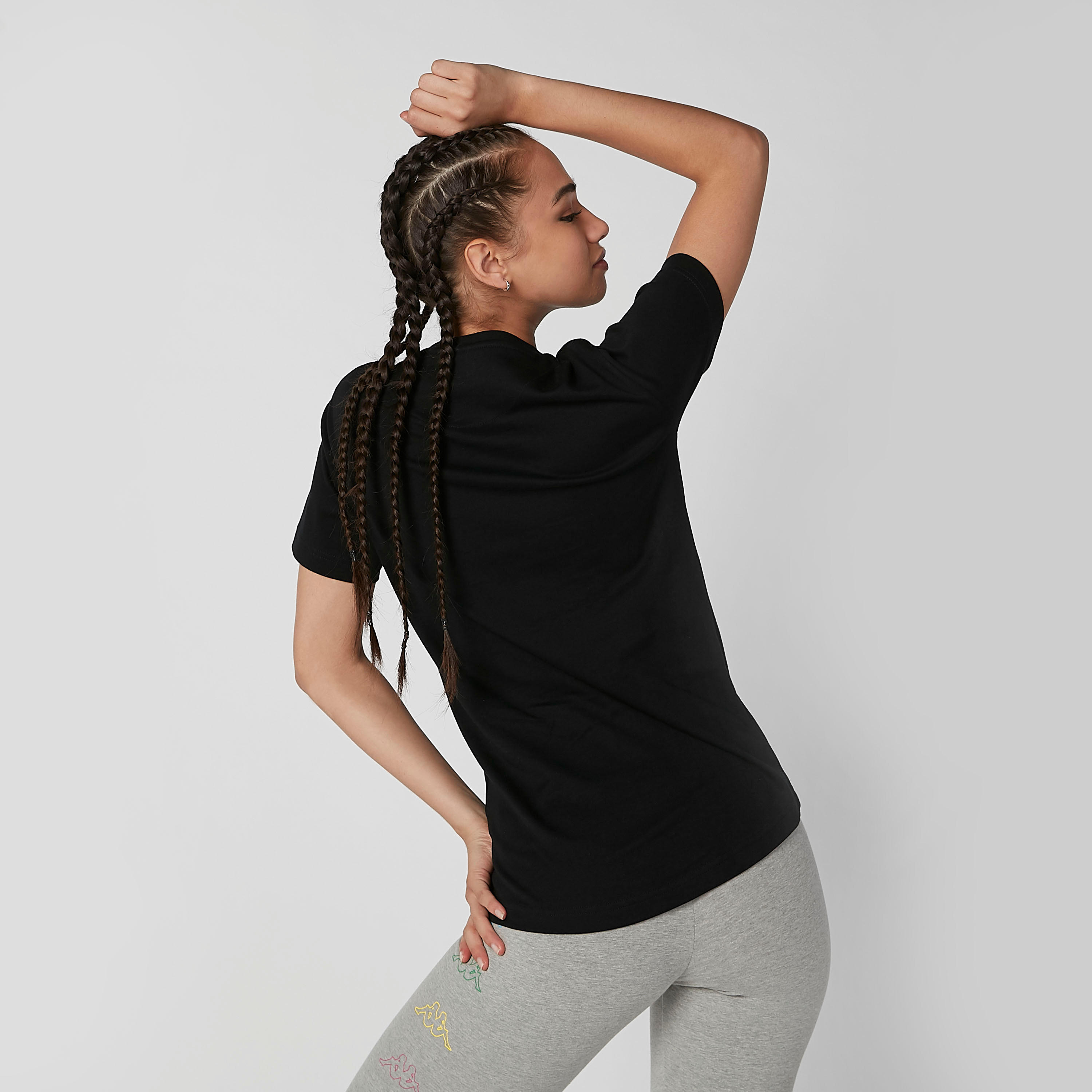 تيشيرت بياقة مستديرة وأكمام قصيرة وطبعات من كابا-women-clothing-tshirts-image-4