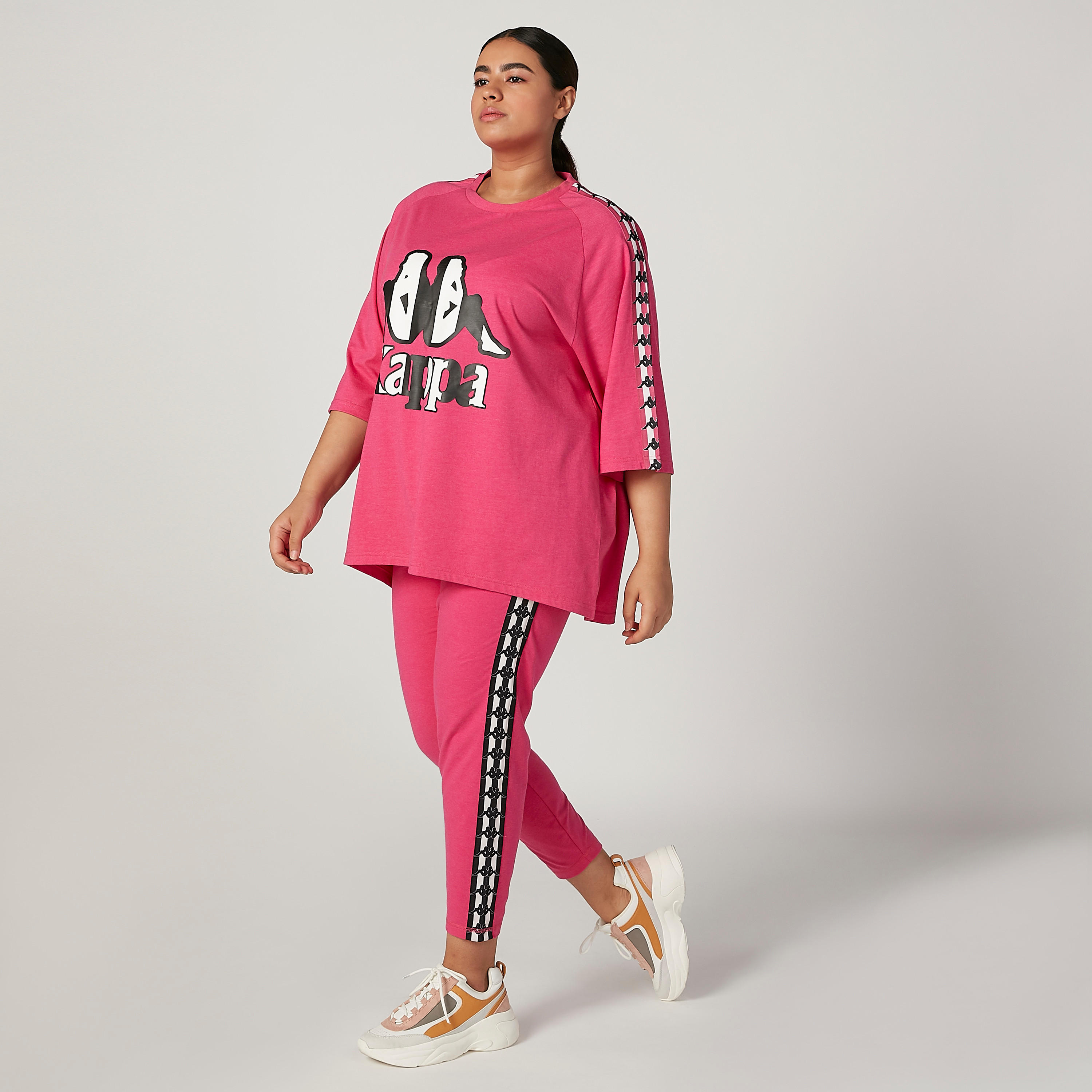 بنطلون مستدام بشريطة من كابا -women-clothing-sportswearandactivewear-bottoms-image-2