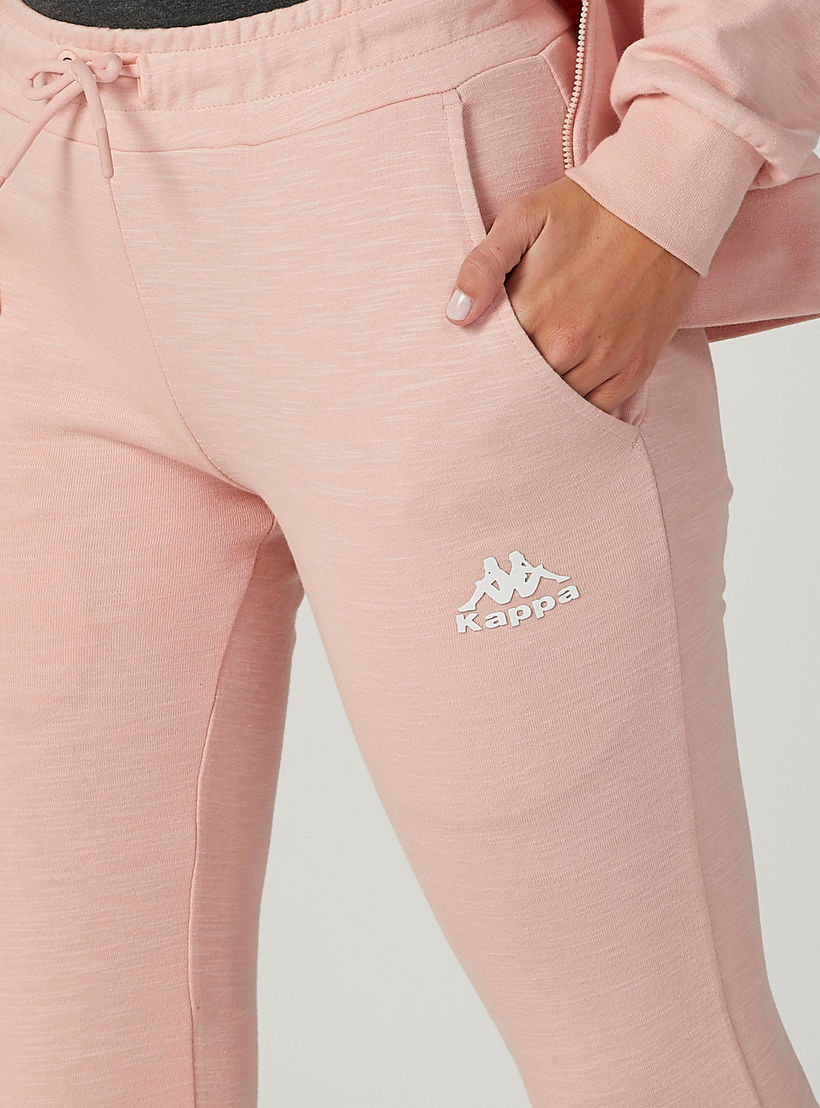 بنطلون رياضي مستدام بجيوب وطبعات من كابا -women-clothing-bottoms-joggers-image-5
