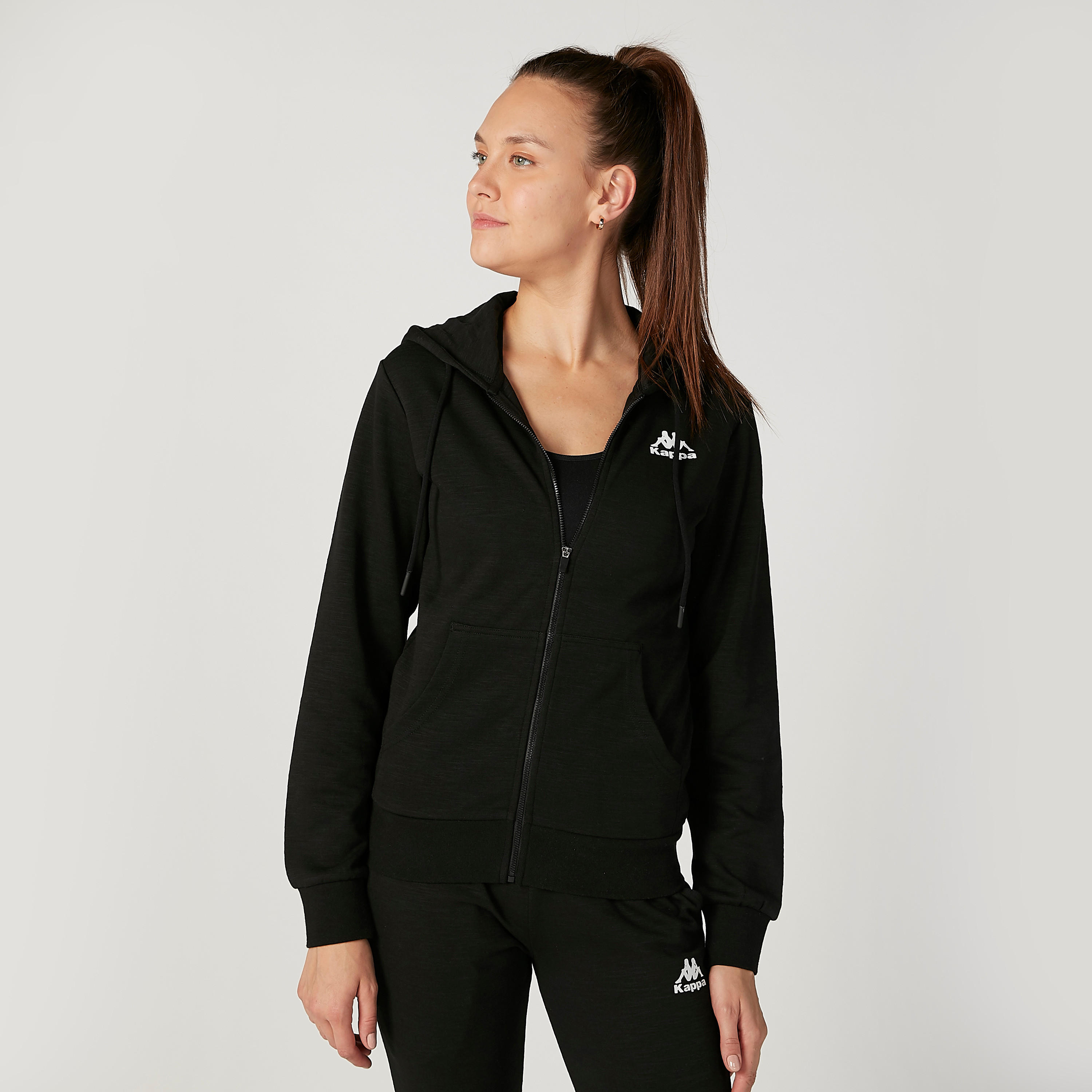 جاكيت سادة بقبّعة وأكمام طويلة من كابا-women-clothing-sportswearandactivewear-coatsandjackets-jackets-image-1