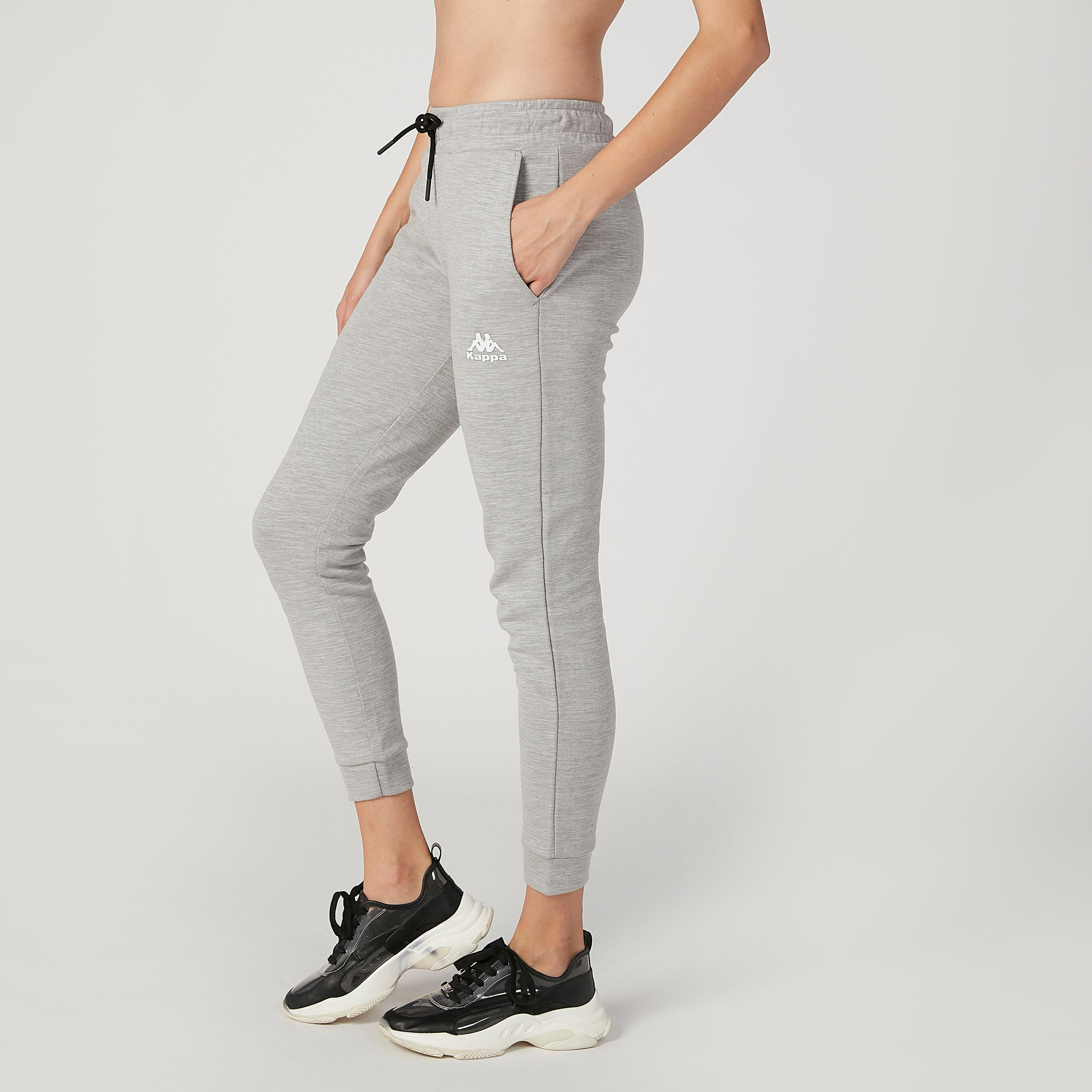 بنطلون رياضي سادة بخصر مطّاطي وجيوب من كابا-women-clothing-bottoms-joggers-image-5