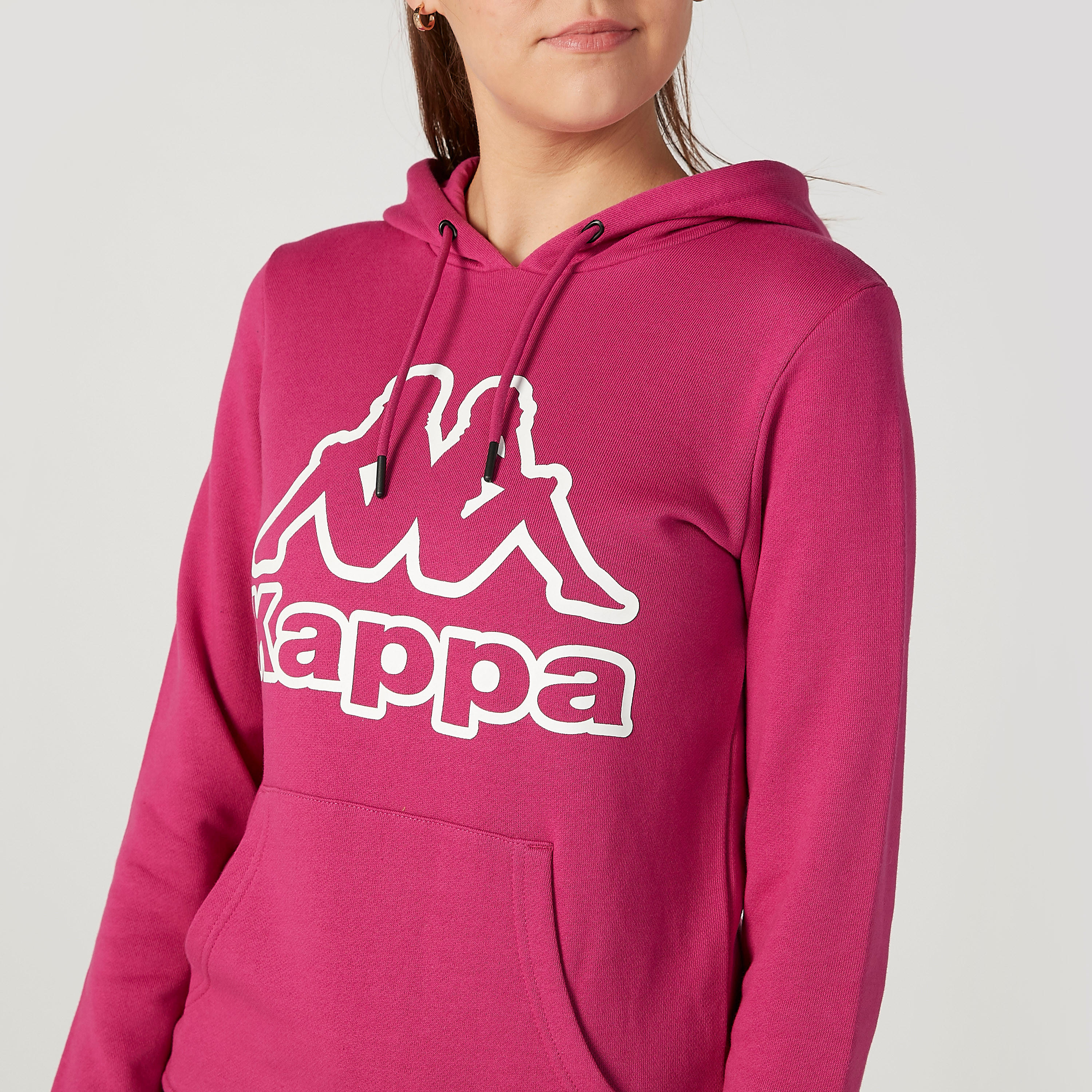 هودي بأكمام طويلة وجيوب كانجارو وطبعات من كابا-women-clothing-sportswearandactivewear-hoodiesandsweatshirts-image-3