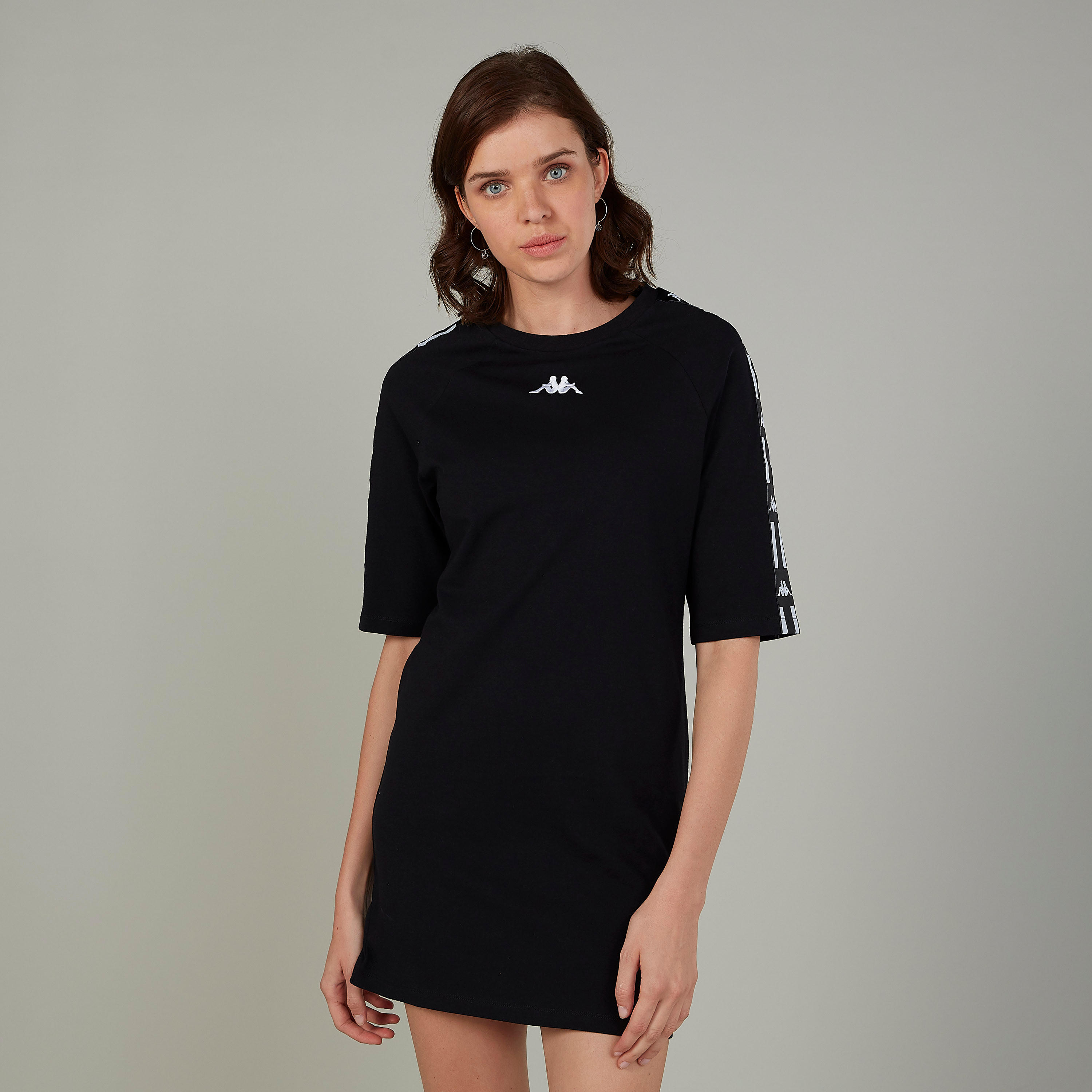 قميص تيشيرت بياقة مستديرة وأكمام 3/4 بطبعات من كابا-women-clothing-sportswearandactivewear-tshirtsandvests-image-1